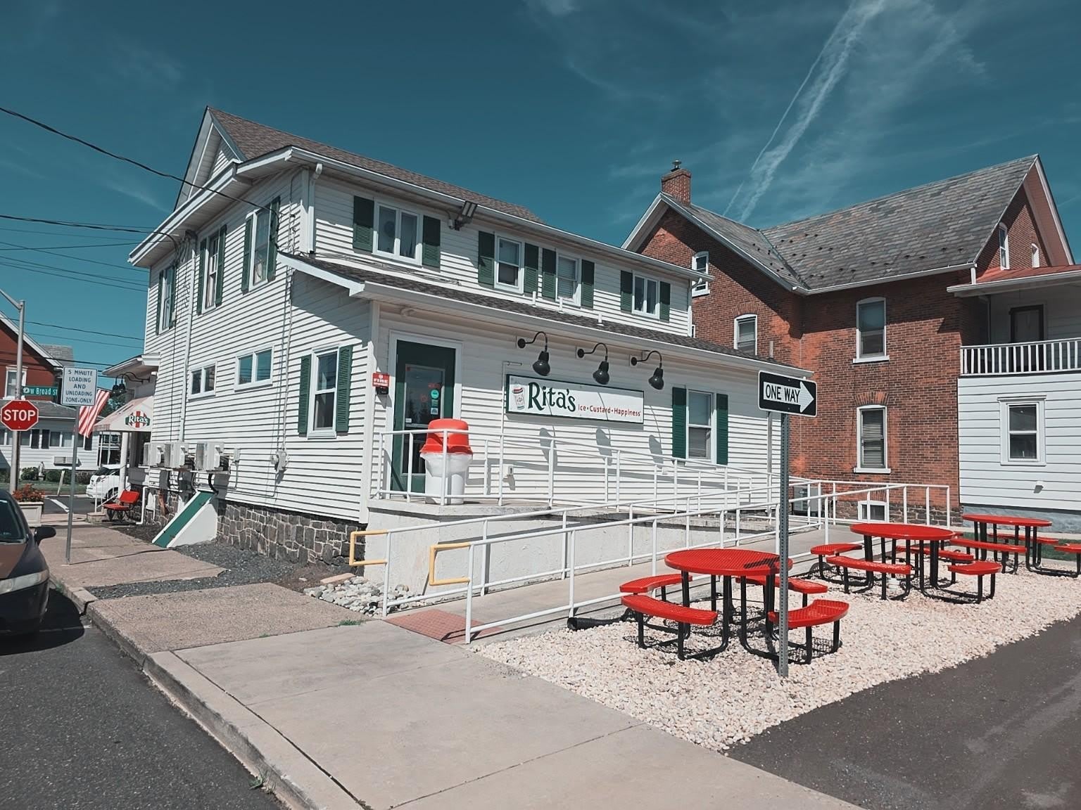 534 W BROAD Street – photo 1