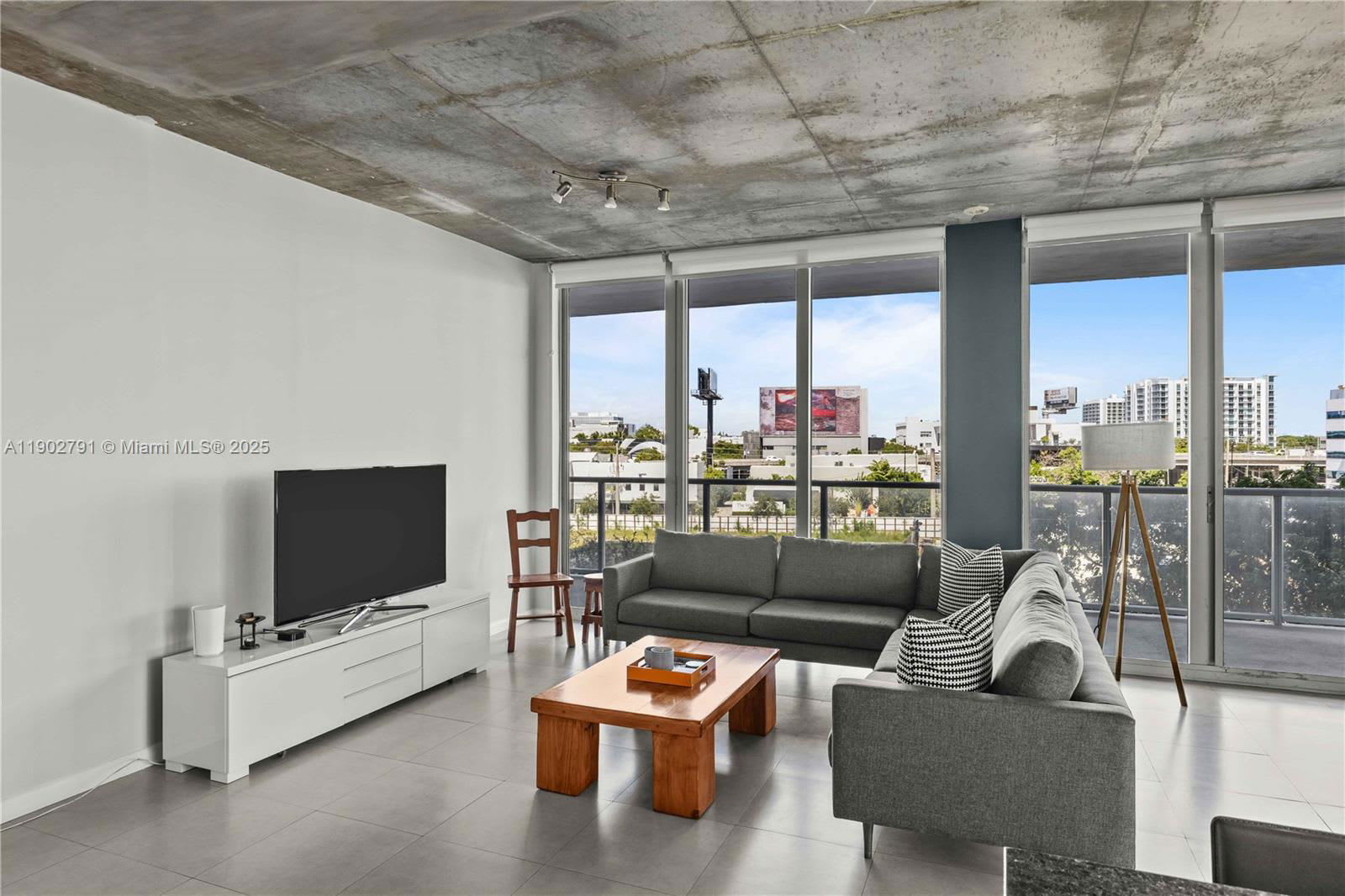 3470 East Coast Avenue – photo 5