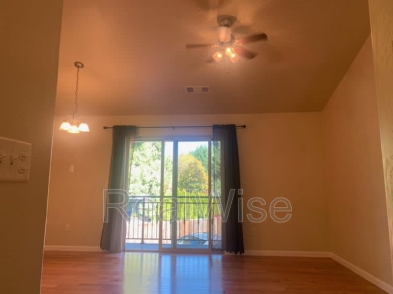 205 Classick Dr – photo 5