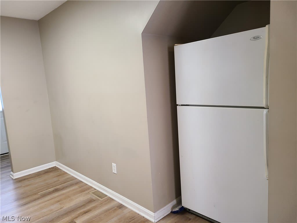 628 Sumner Street – photo 3