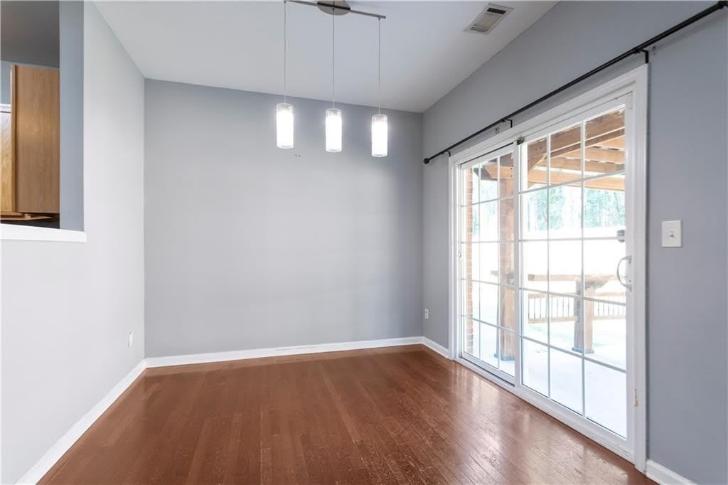 1126 Treymont – photo 5