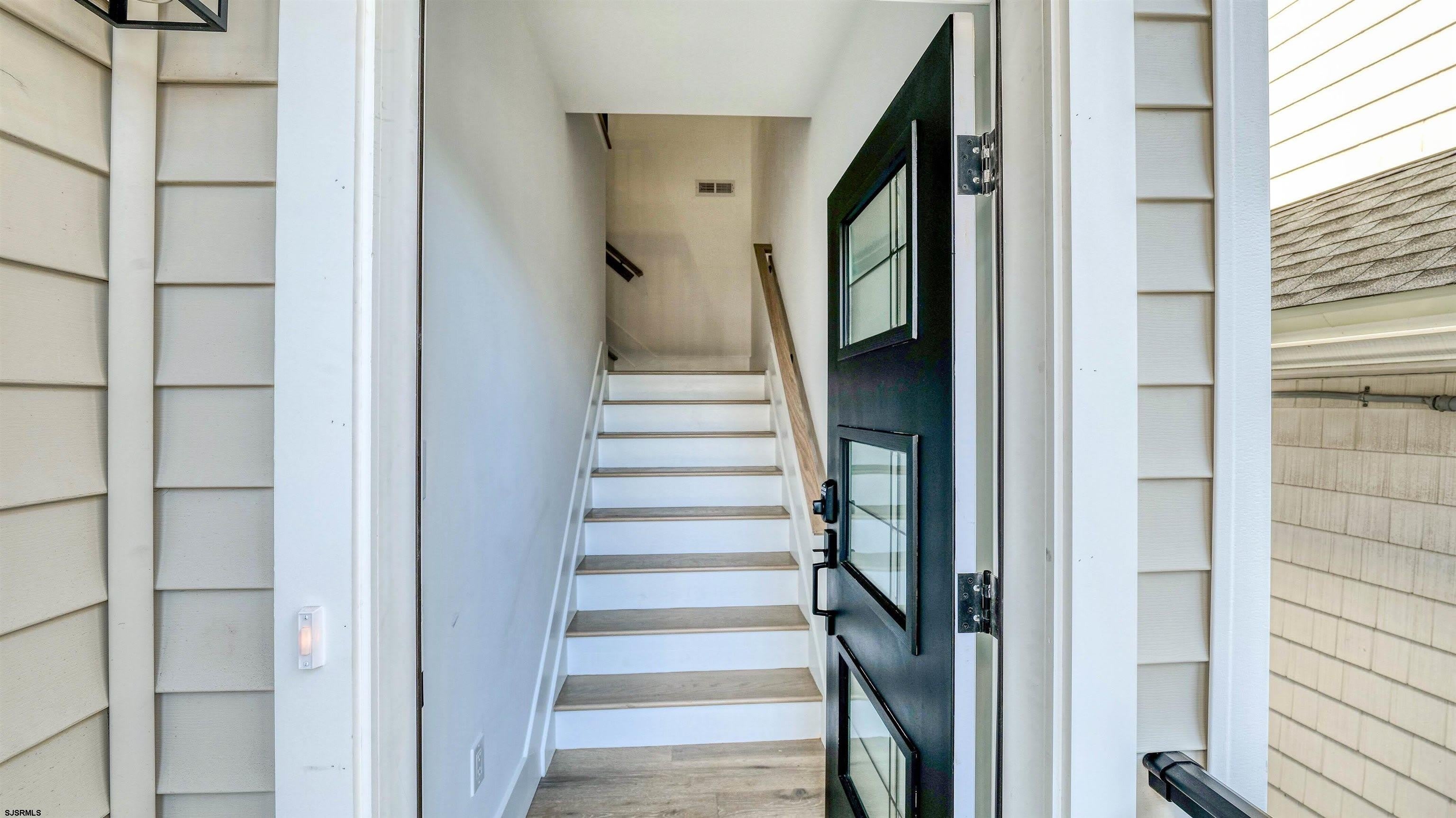 107 N New Haven Ave – photo 2