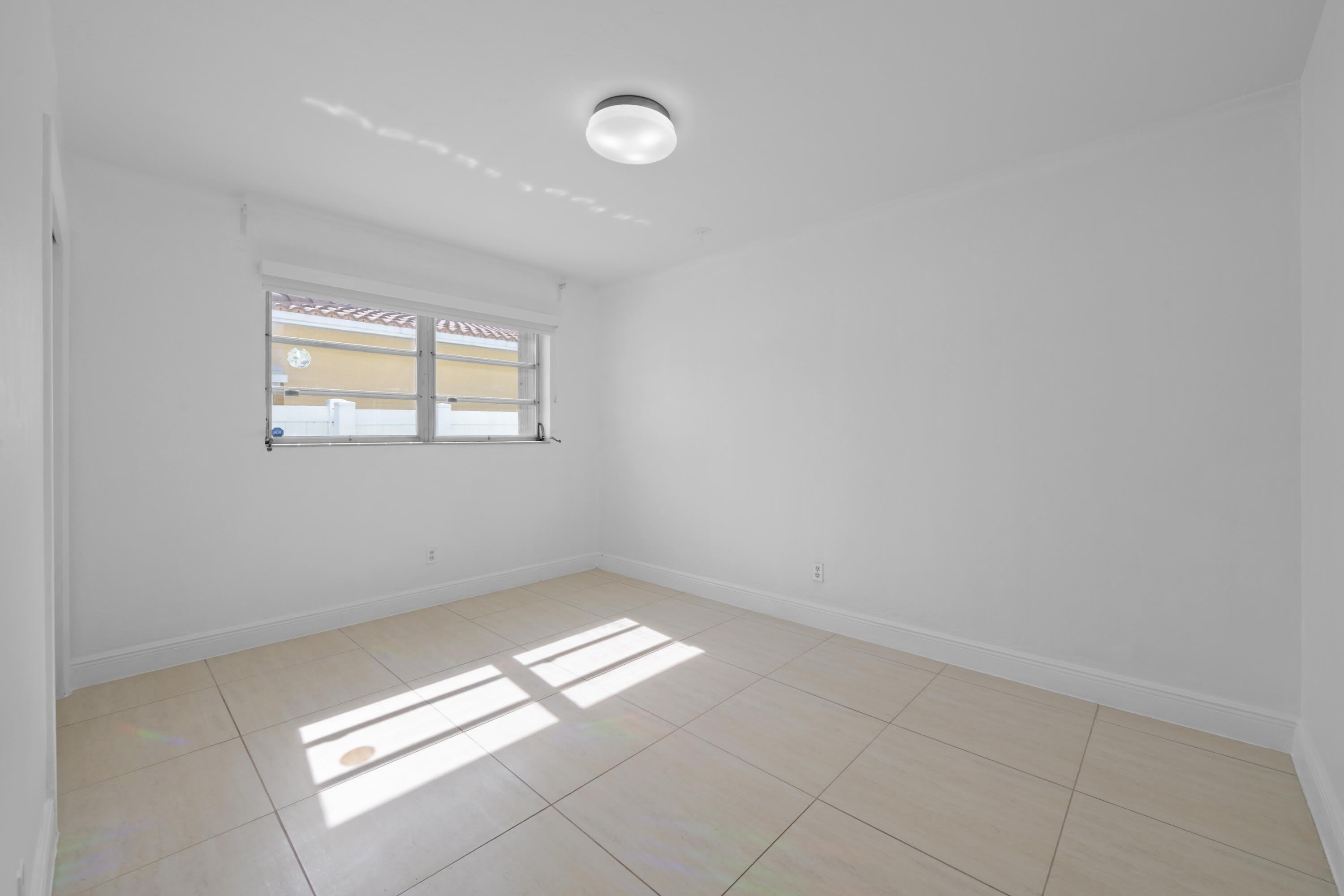 27 Se 6Th Street – photo 1