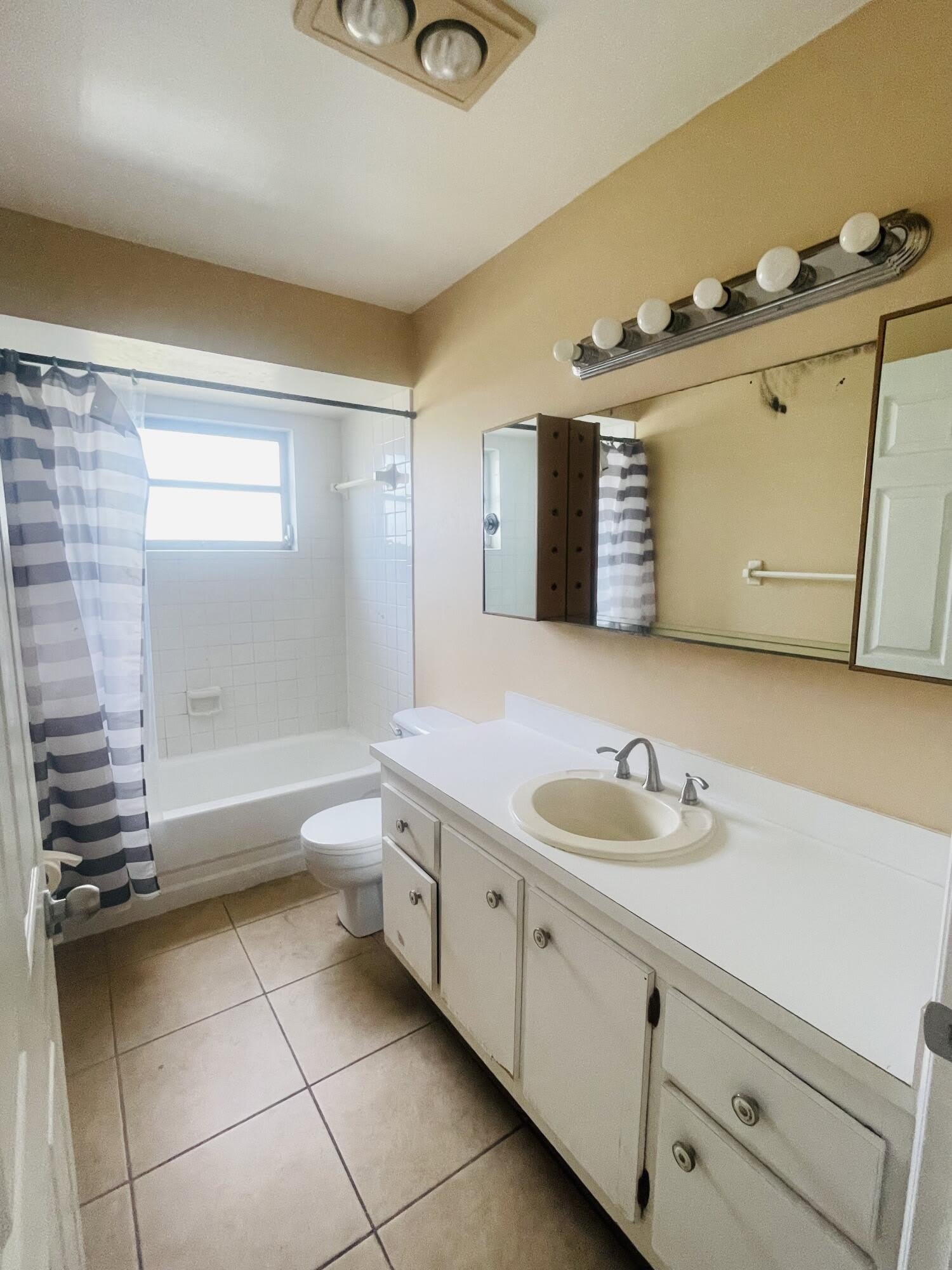 420 S B Street – photo 5