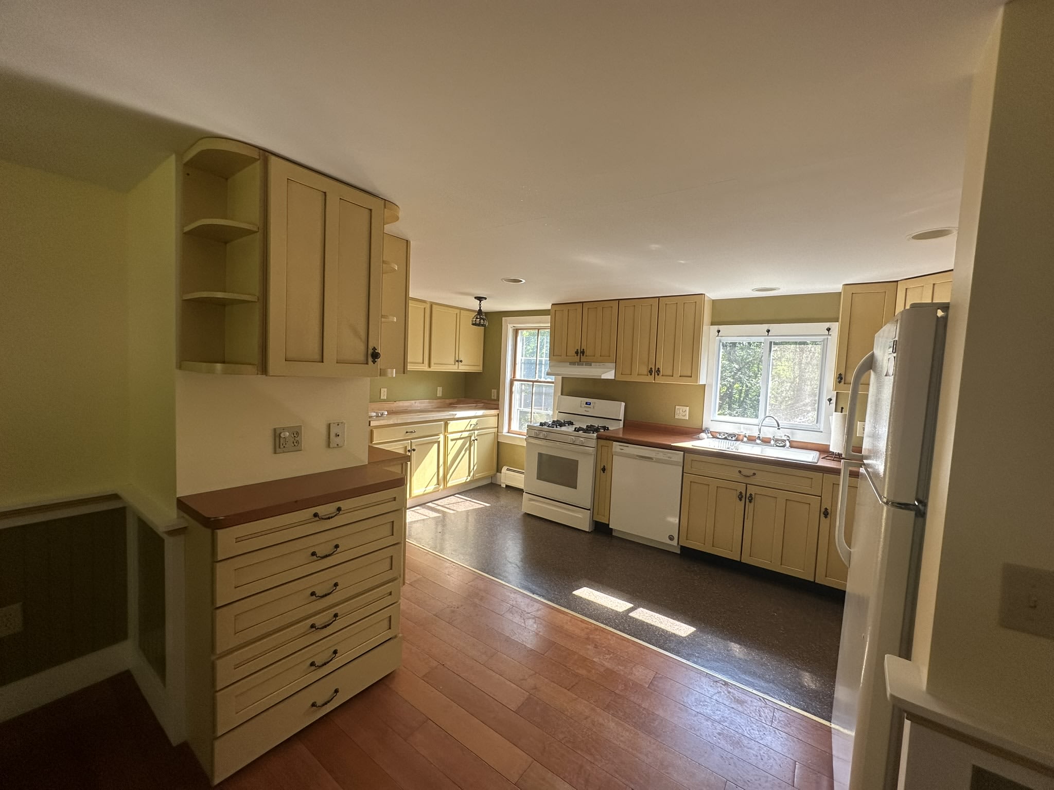 560 S East Street – photo 5