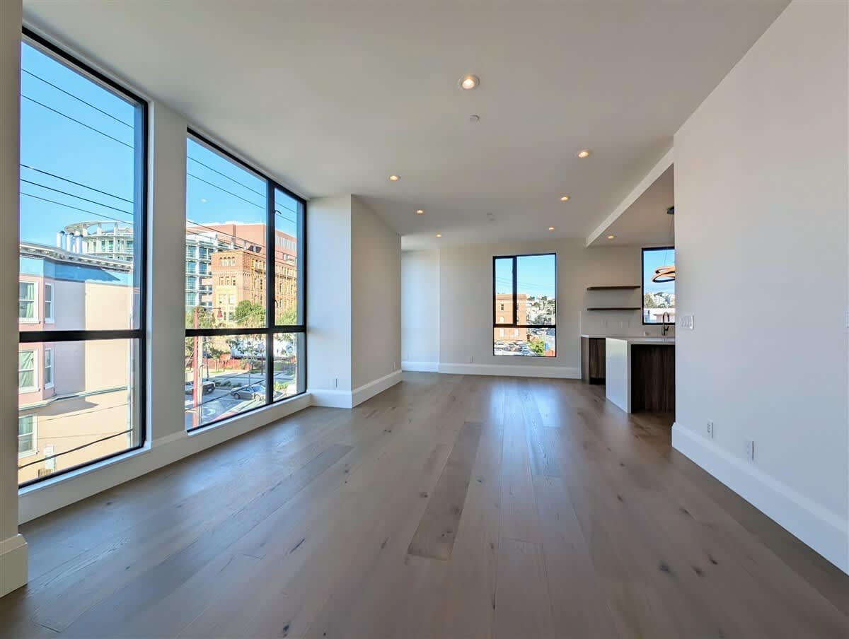2707 23rd Street – photo 2