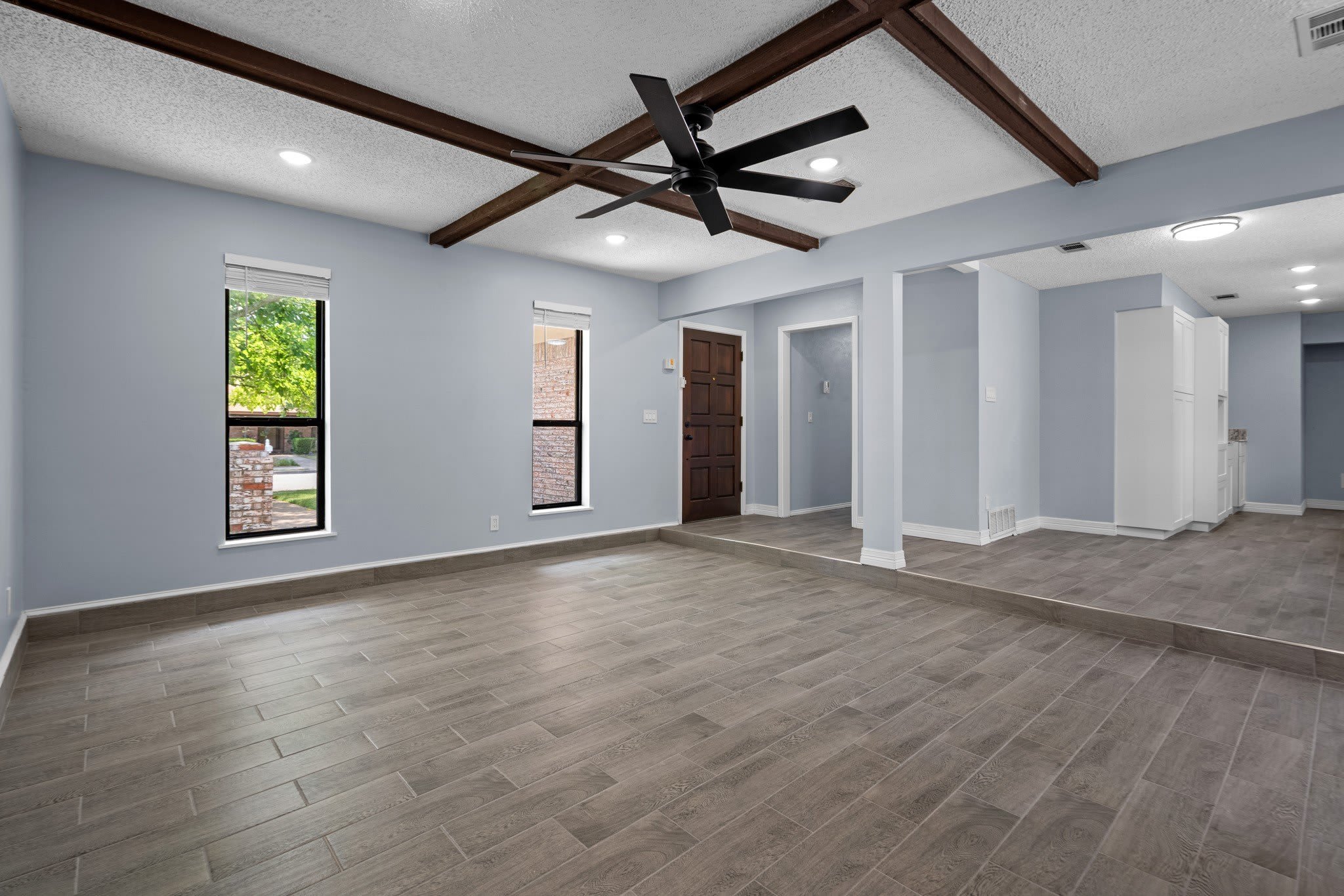 1801 Ridgecrest Drive – photo 4