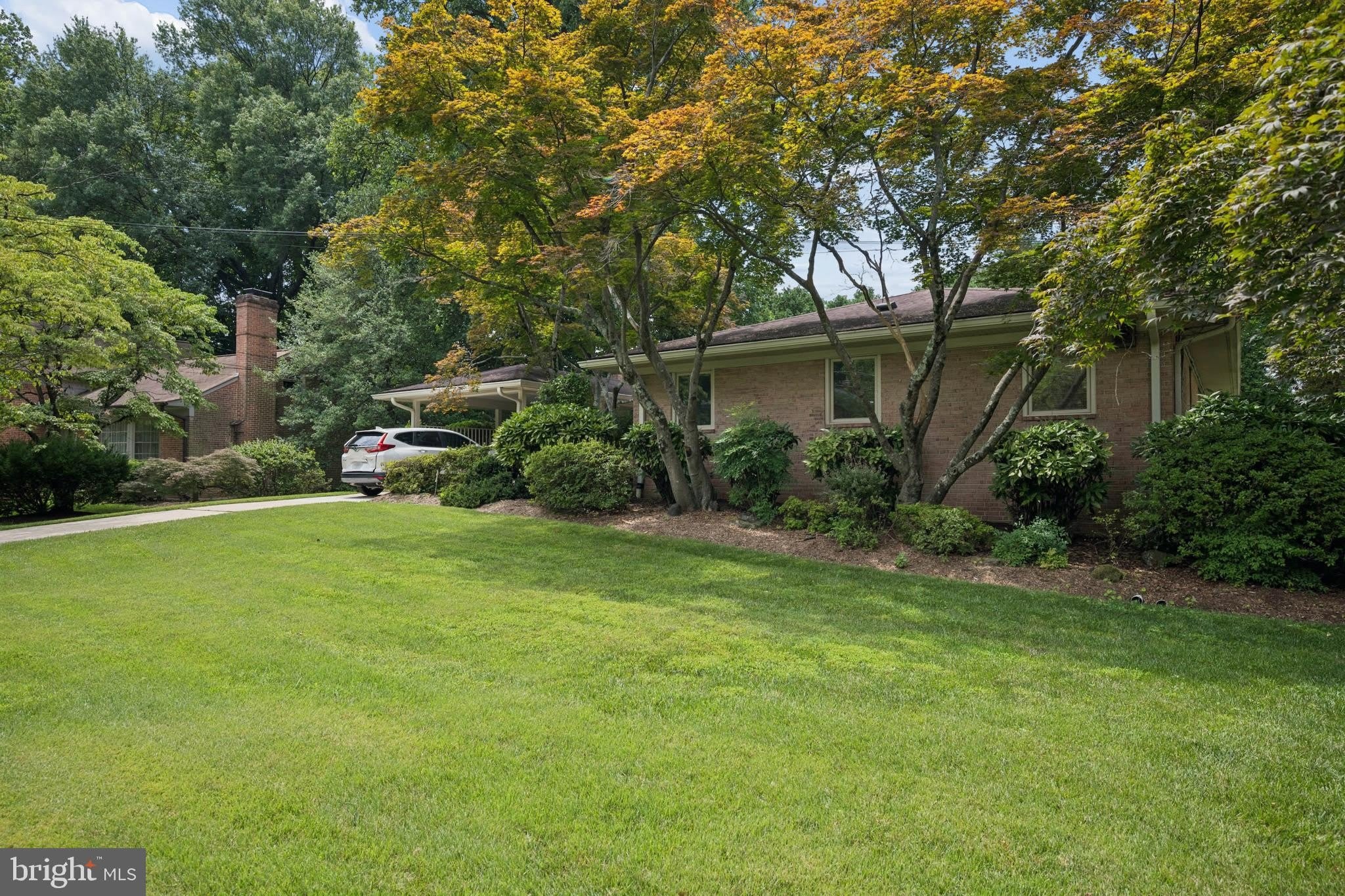 7016 HOPEWOOD Street – photo 5