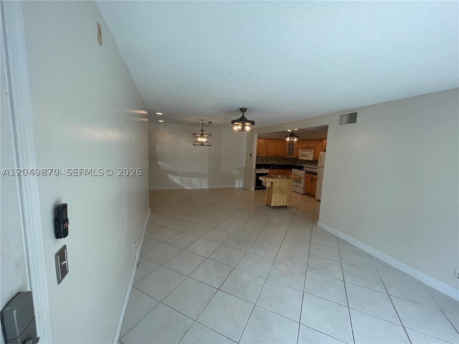 110 Cypress Club Dr – photo 5