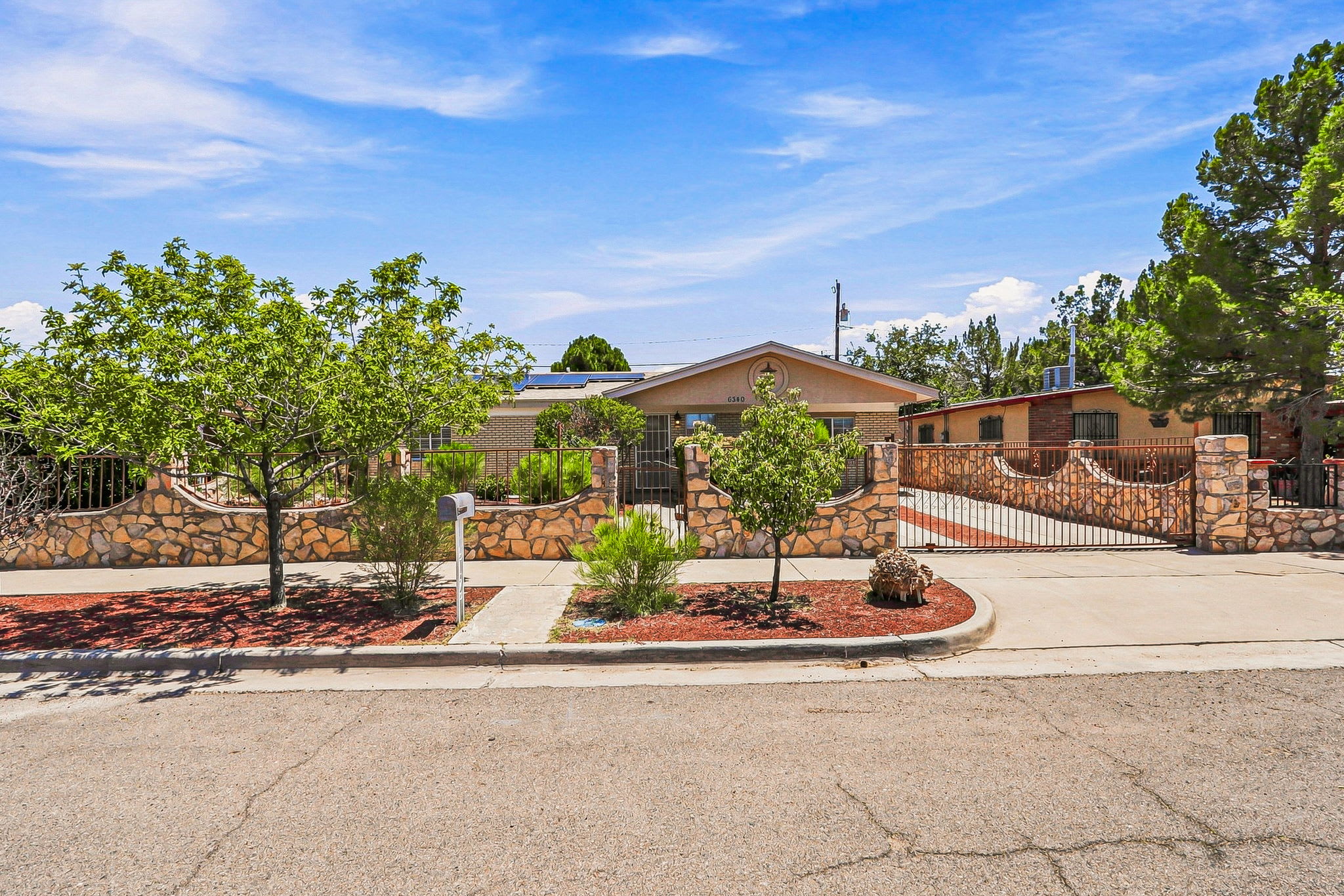 6340 Modesta Street – photo 2