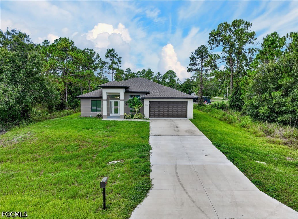 738 Sunrirse Boulevard – photo 1