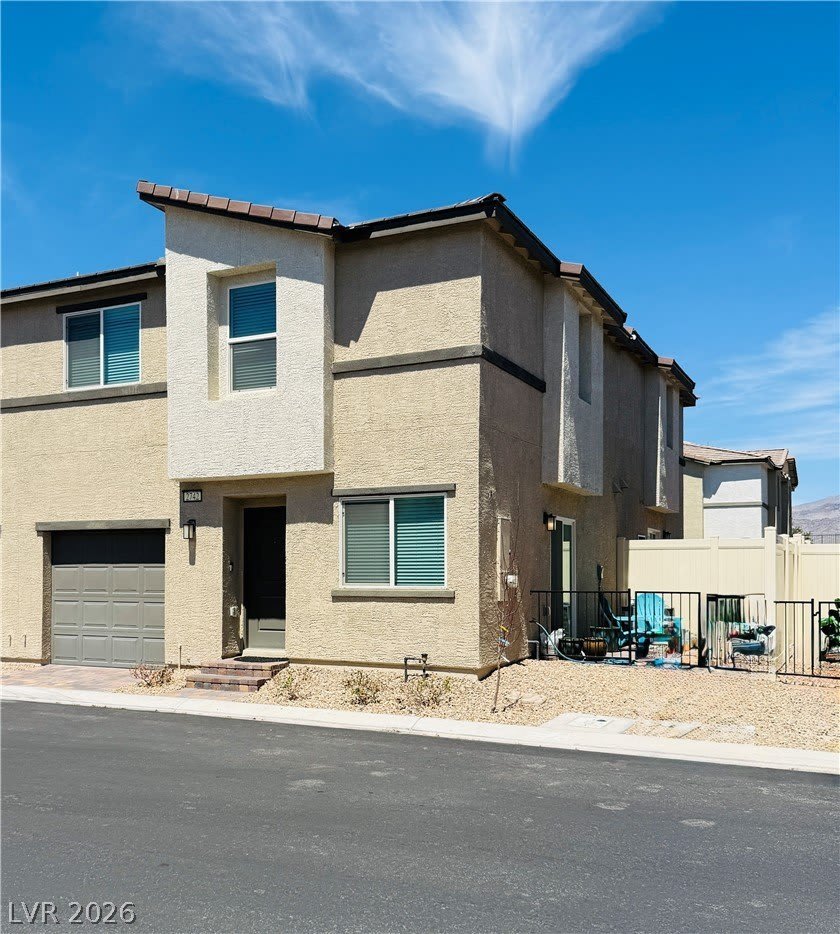 2742 Matador Red Avenue – photo 2