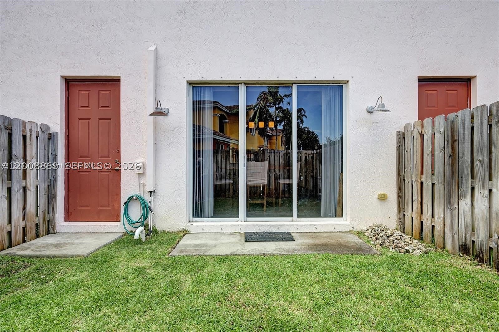 2311 NE 42nd Cir – photo 3