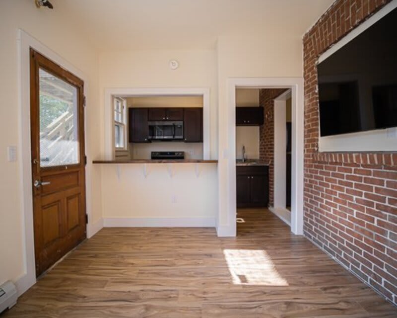 28 South Williams Street – photo 4