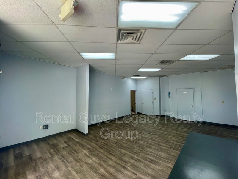 6365 Philips Highway – photo 5