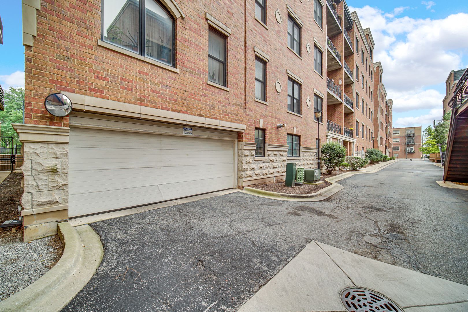 2811 N Bell Ave – photo 4