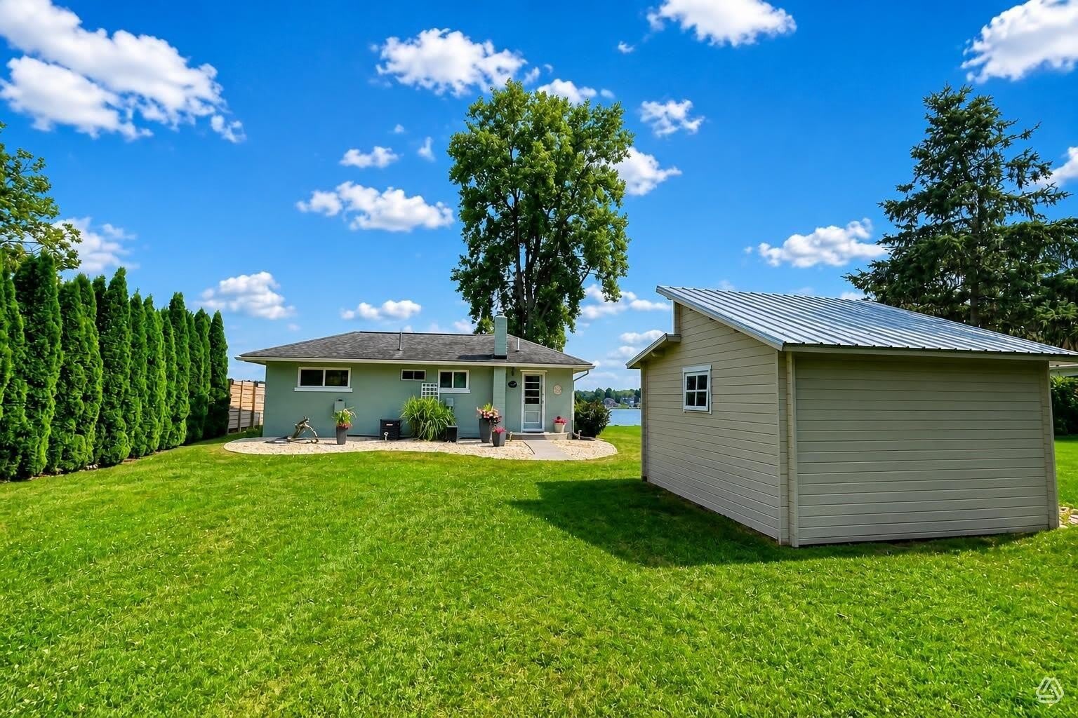 8169 W Pq Avenue – photo 1