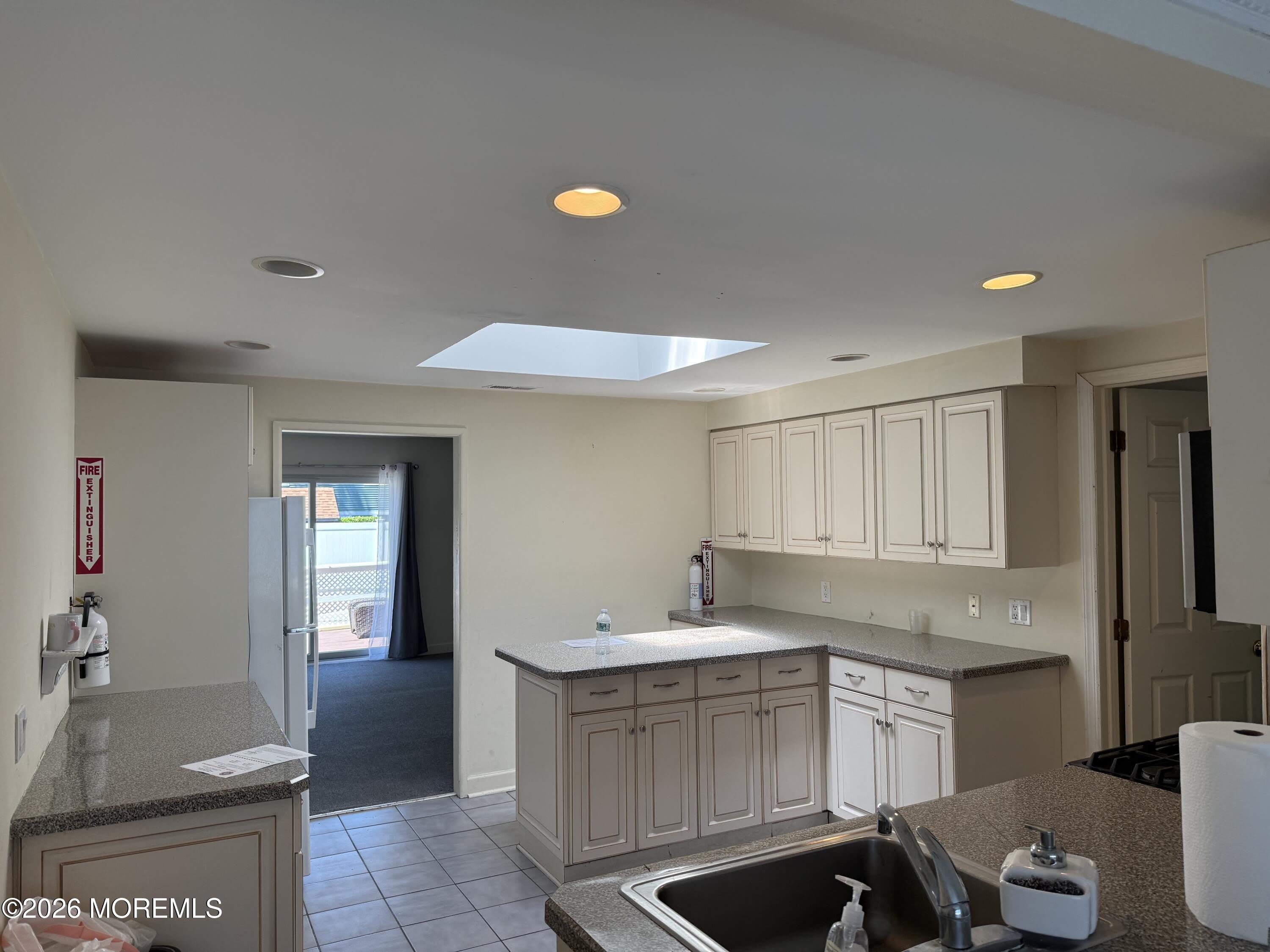 191 Norgrove Avenue – photo 4