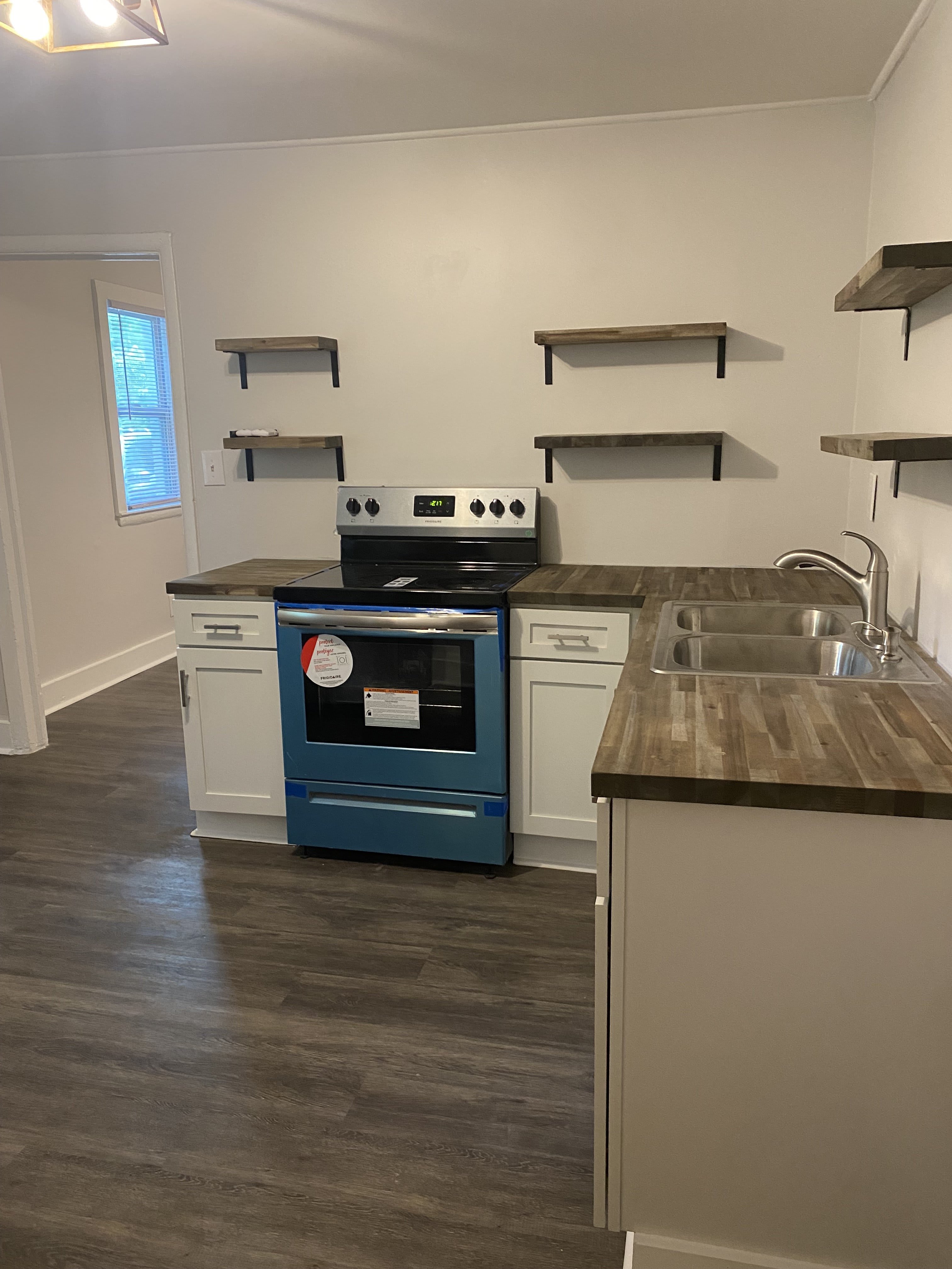 3128 Ridge Avenue – photo 5