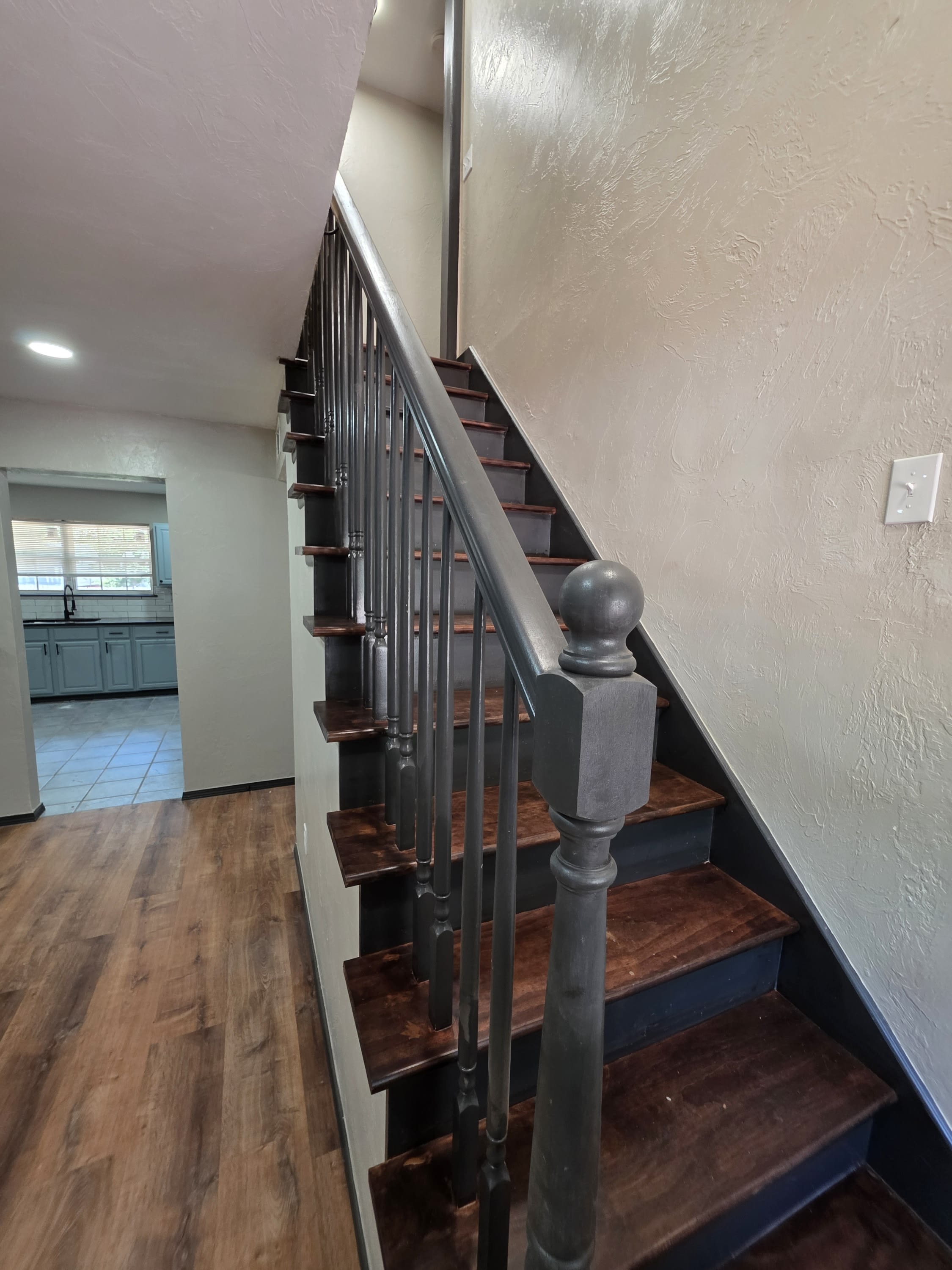 641 Redstone Avenue – photo 3