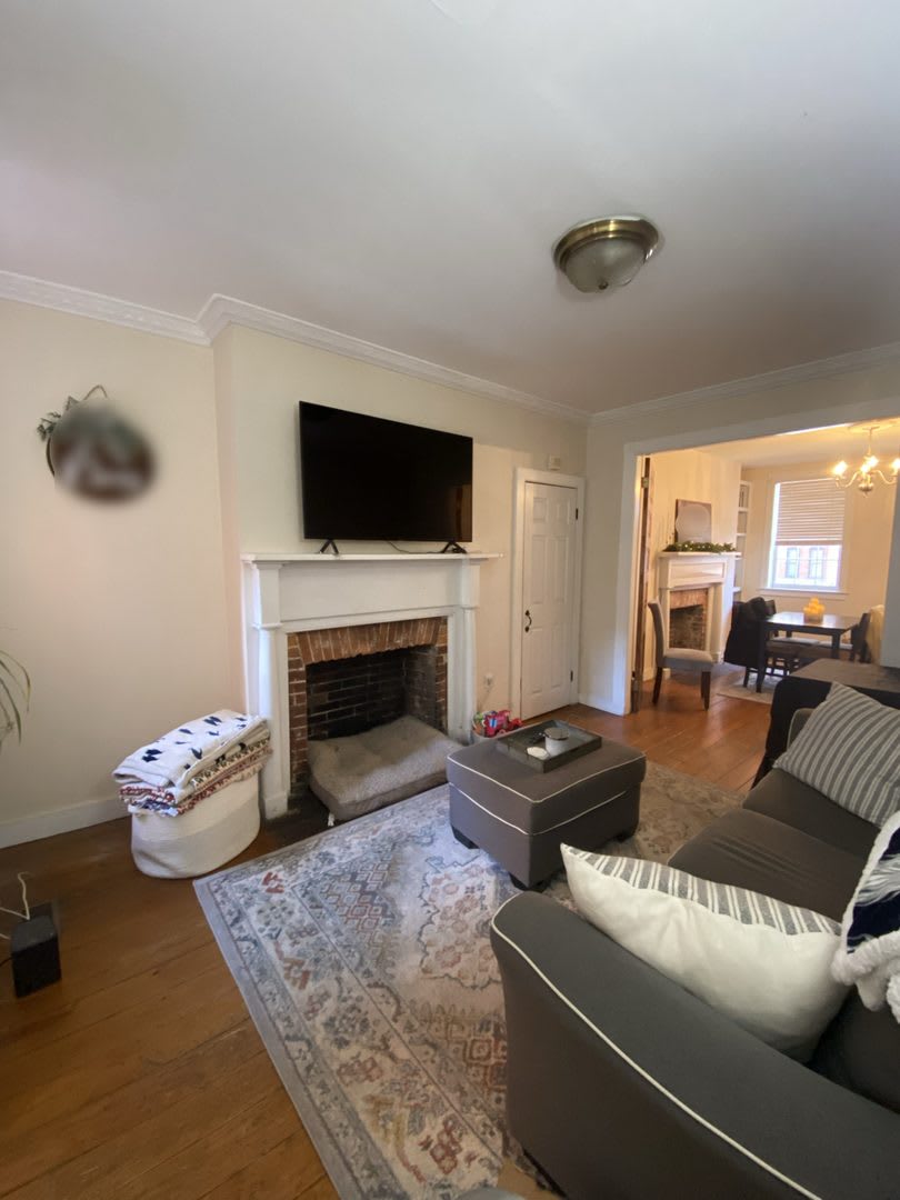 522 Bond St. – photo 1