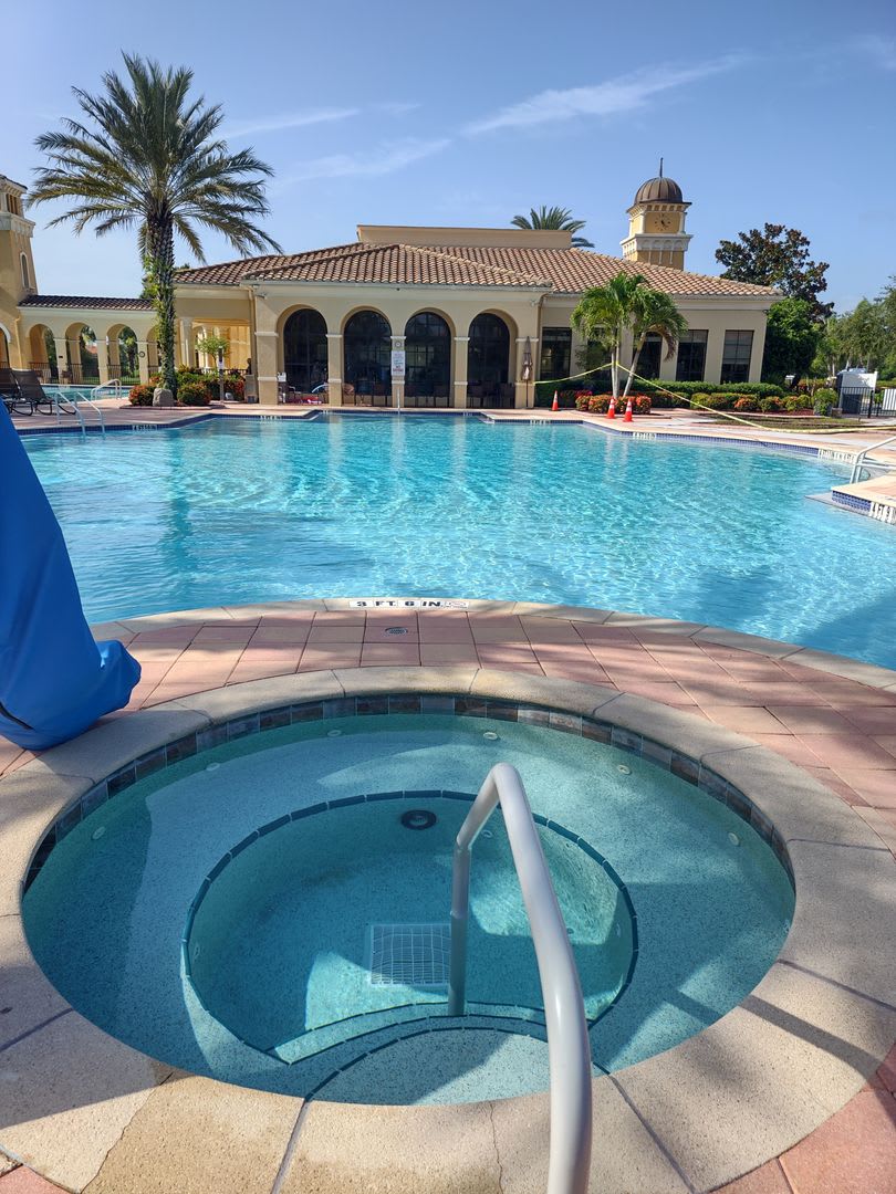 Annual Unfurnished 2 Bedroom 2 Bathroom With Bonus Room Villa Located In Venetian Golf Riverclub – photo 3