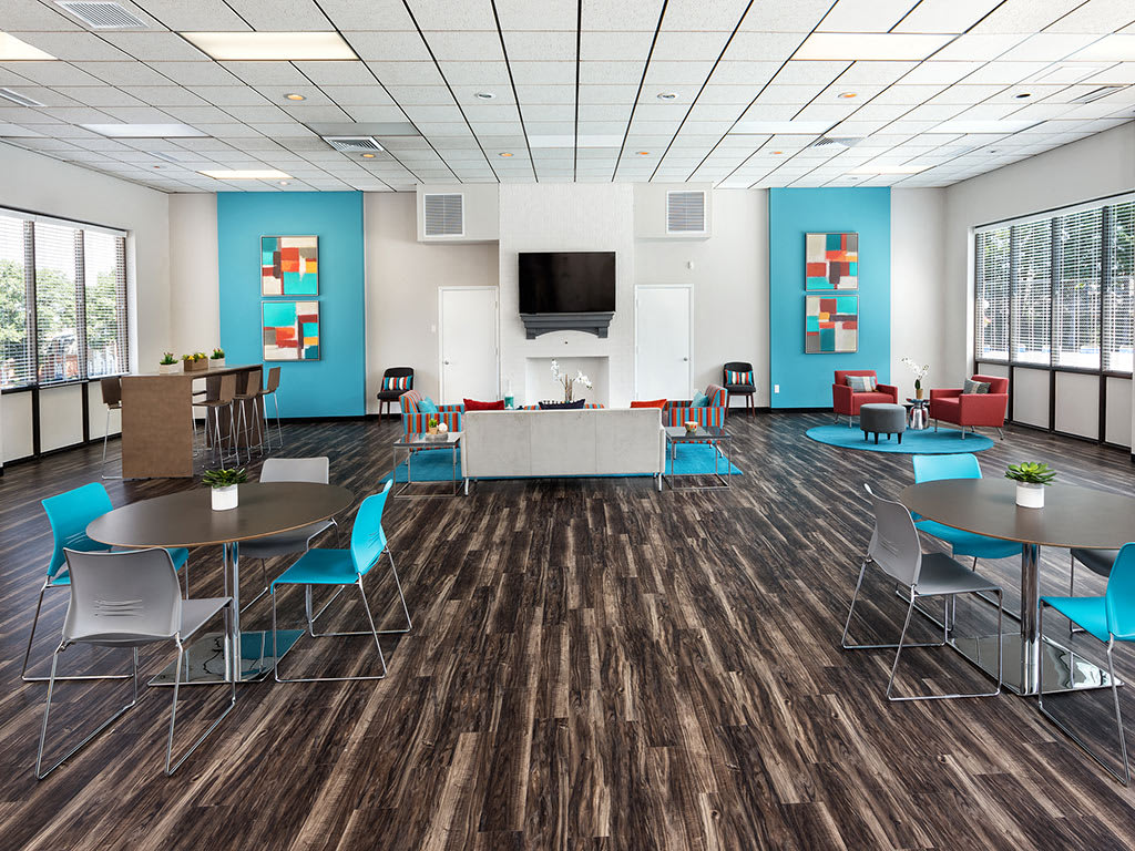 Chelsea Square Apartments – photo 2