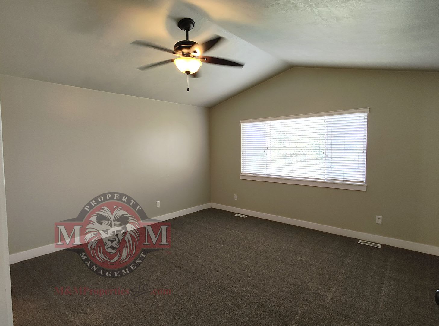 Spacious 2-Bedroom Condo With 2 Primary Suites & 2-Car Garage – photo 2