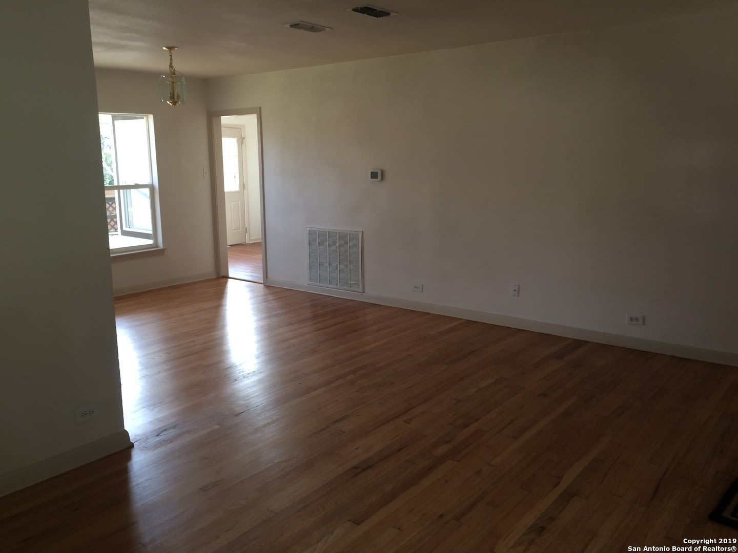 1204 WILTSHIRE AVE – photo 3