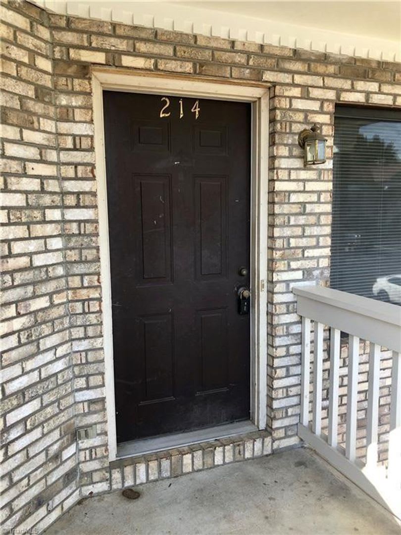 Ready To Move In – photo 3
