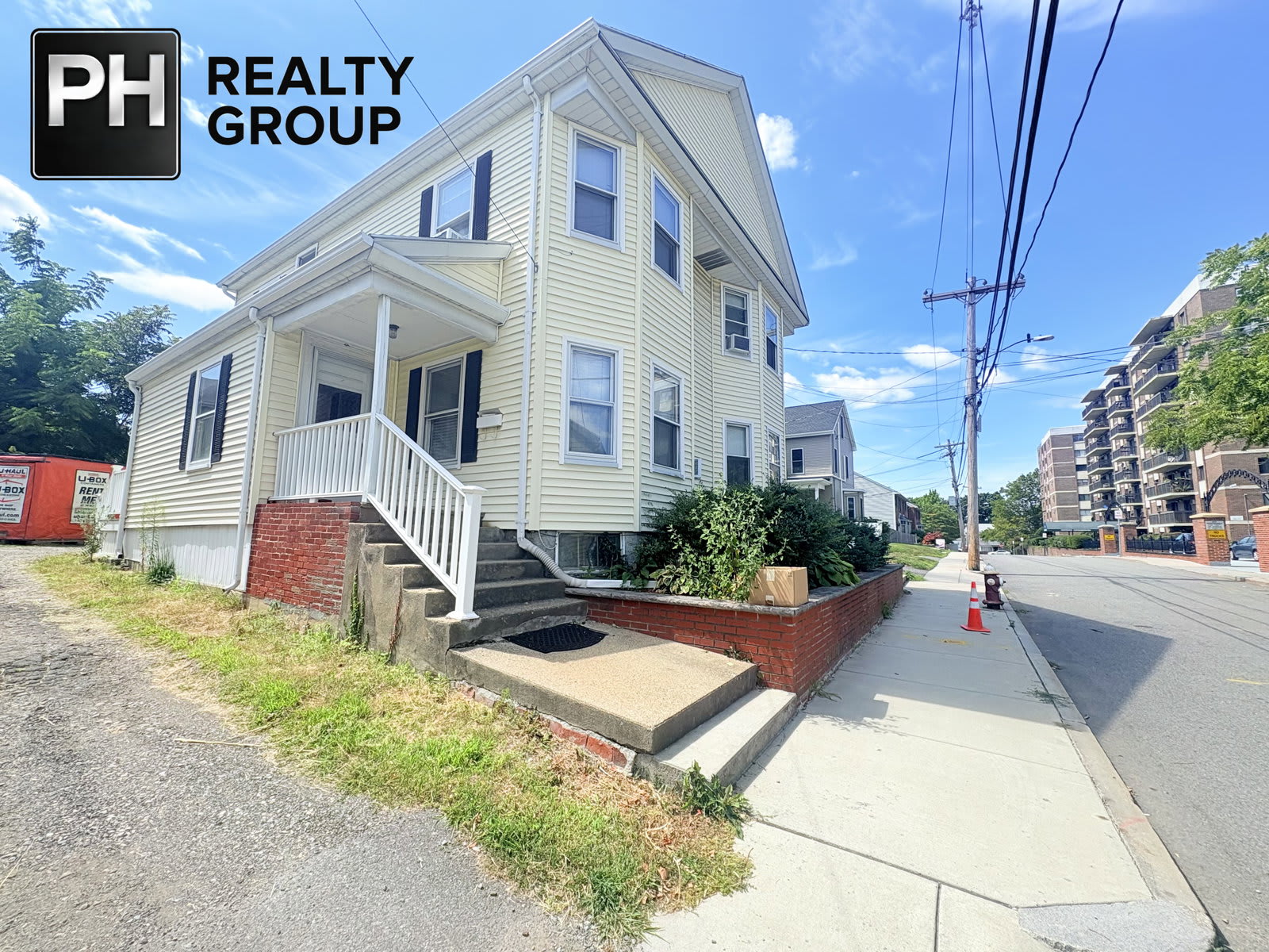 33 Williams Street – photo 3