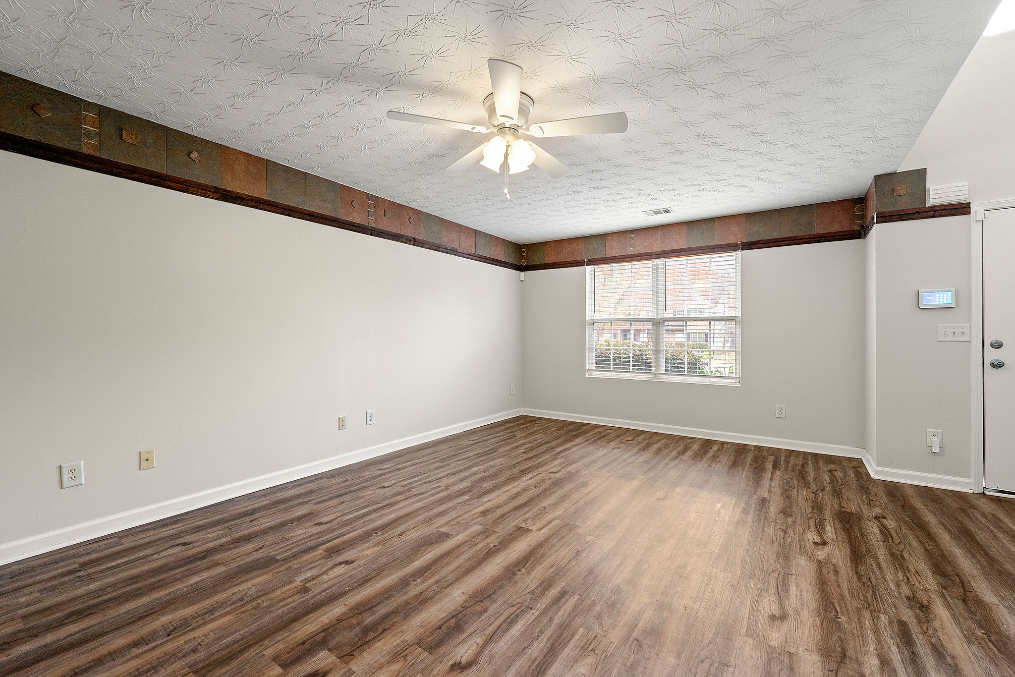 3033 Western Sunset 1 – photo 3