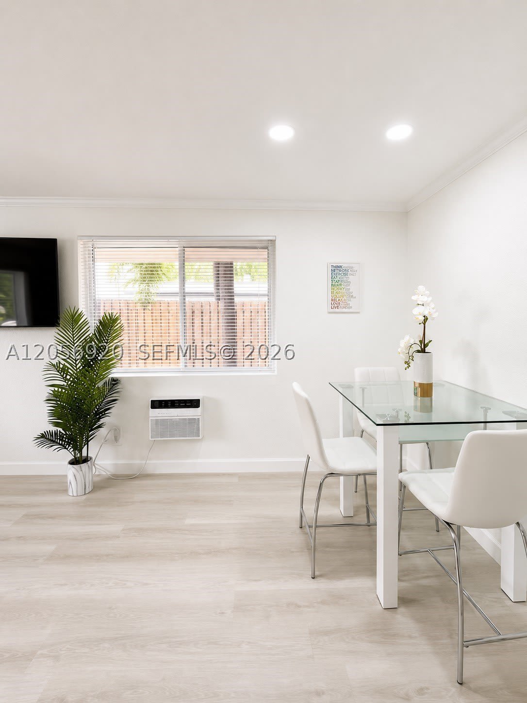 1808 Ne 11Th Ave – photo 3