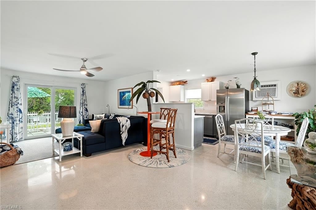 578 14Th St N – photo 3