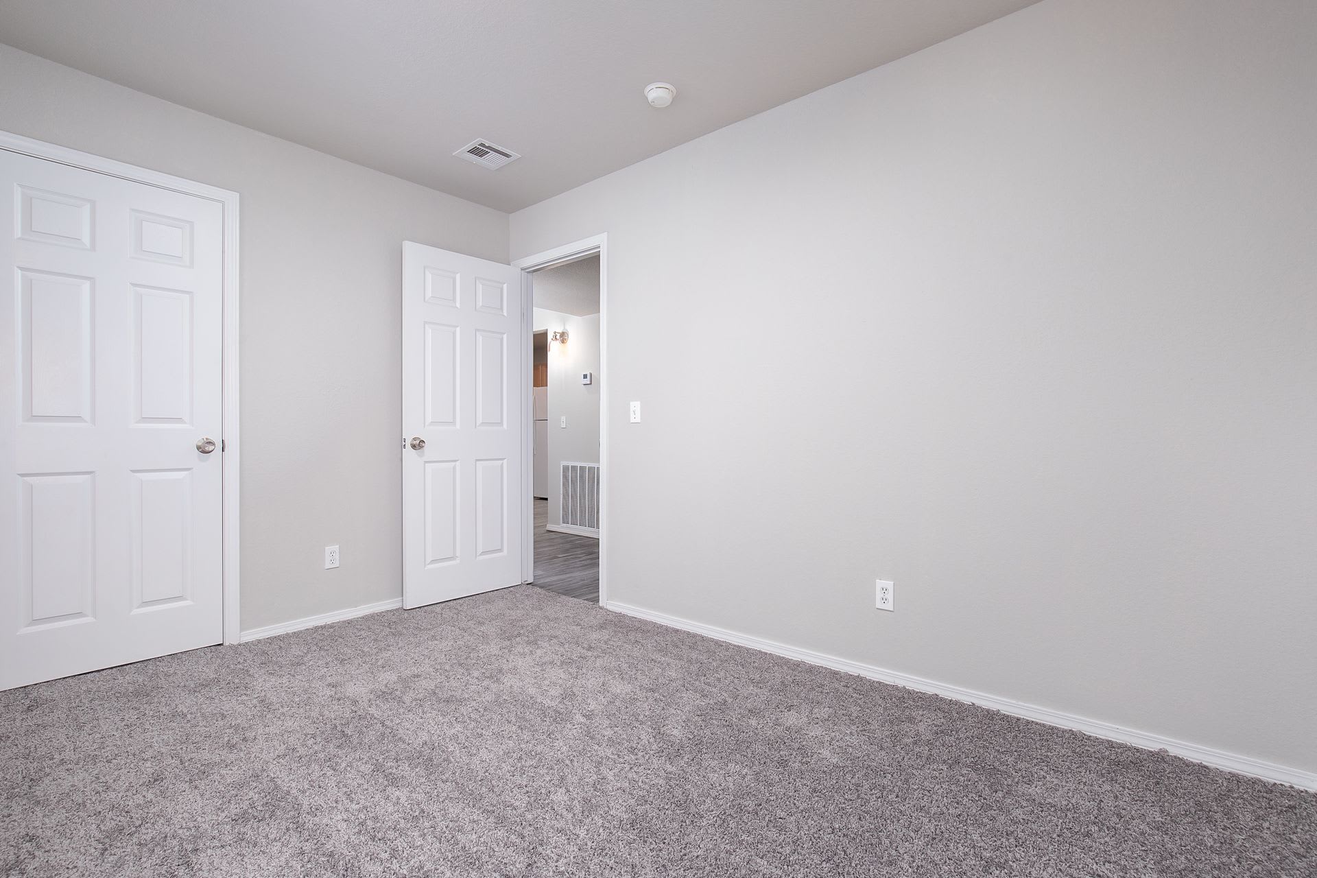 Buffalo Creek Apartment Homes – photo 4
