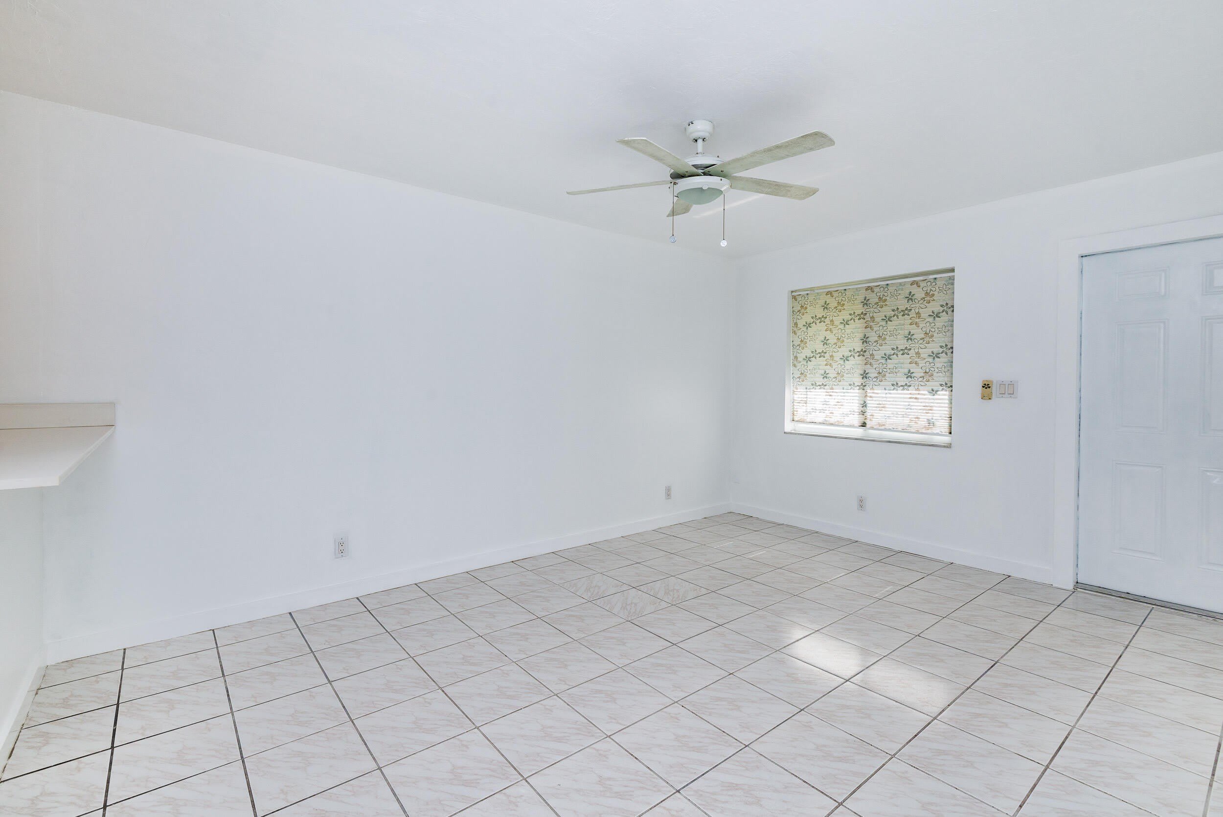 2501 TAYLOR Street – photo 5