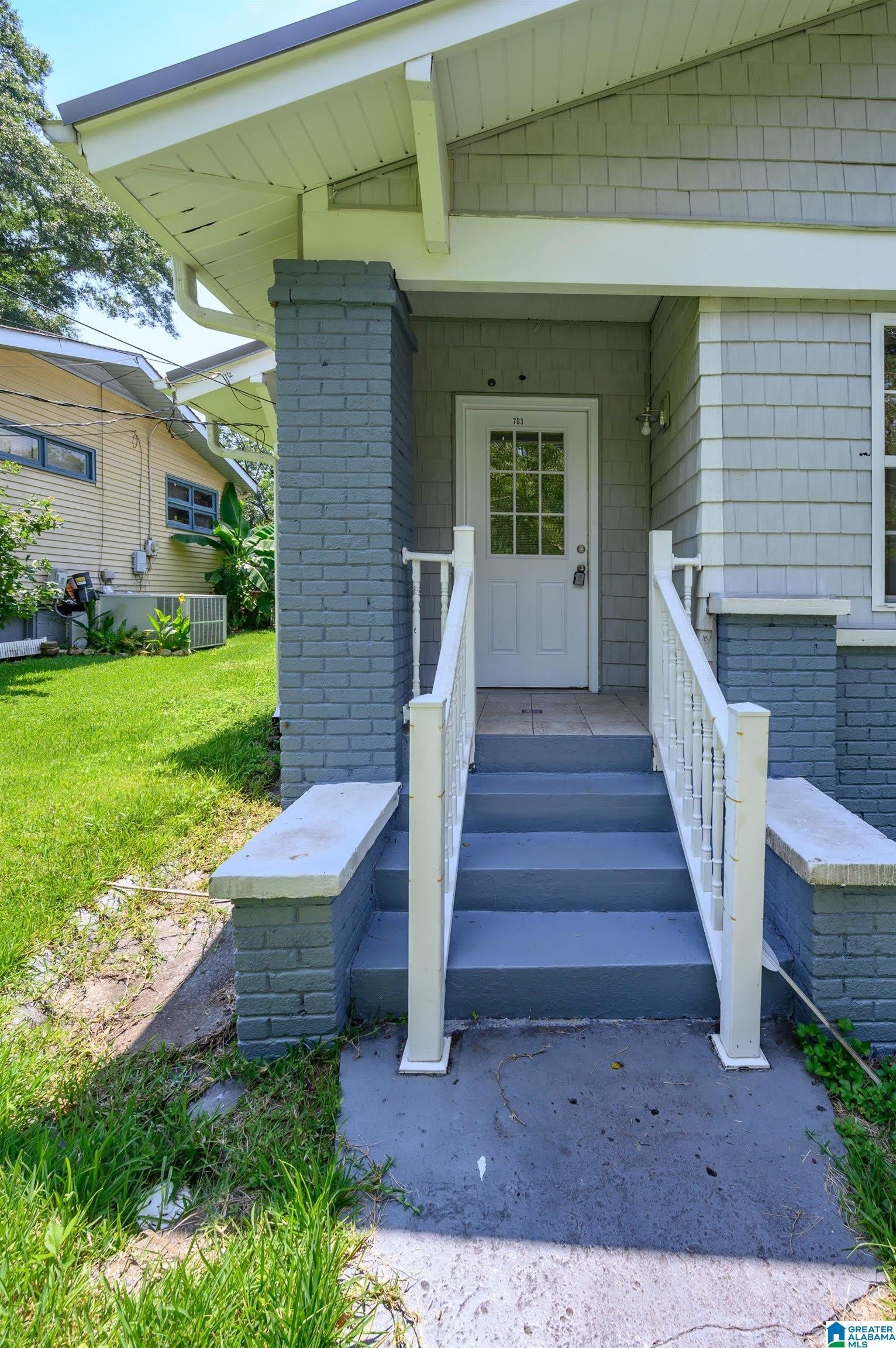 703 11TH AVENUE – photo 4