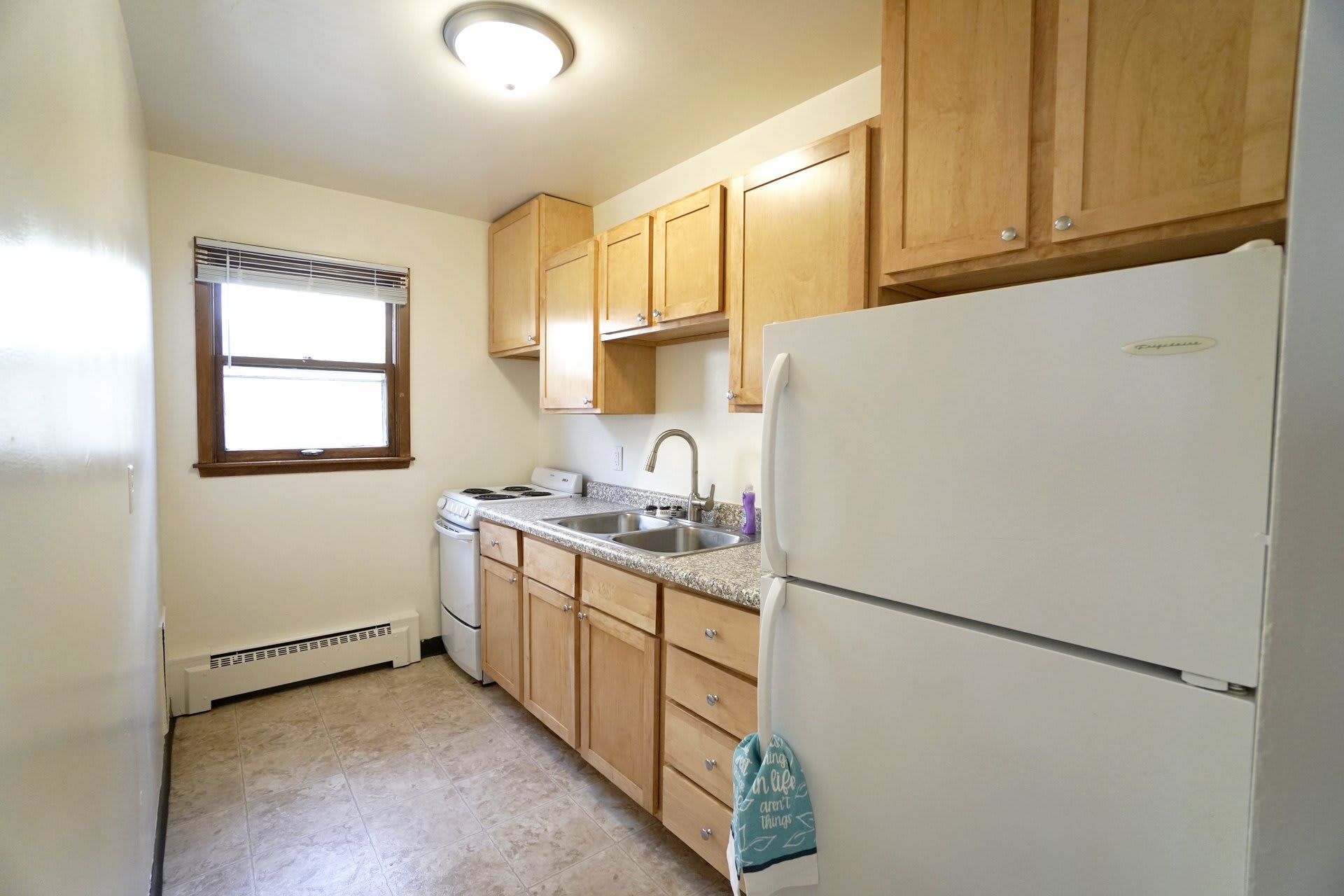 Adrian Apartments – photo 3