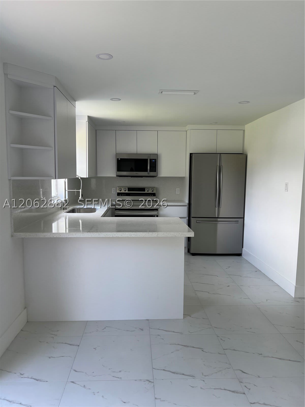 705 E 20Th St – photo 4