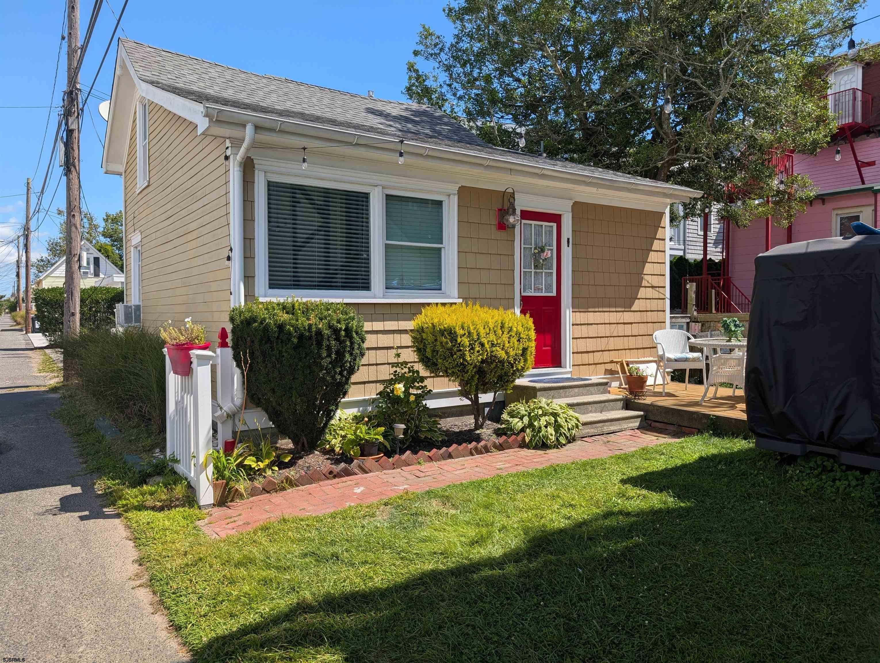 509 E 4th St – photo 1