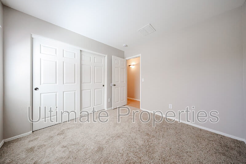 21532 W Durango St – photo 2