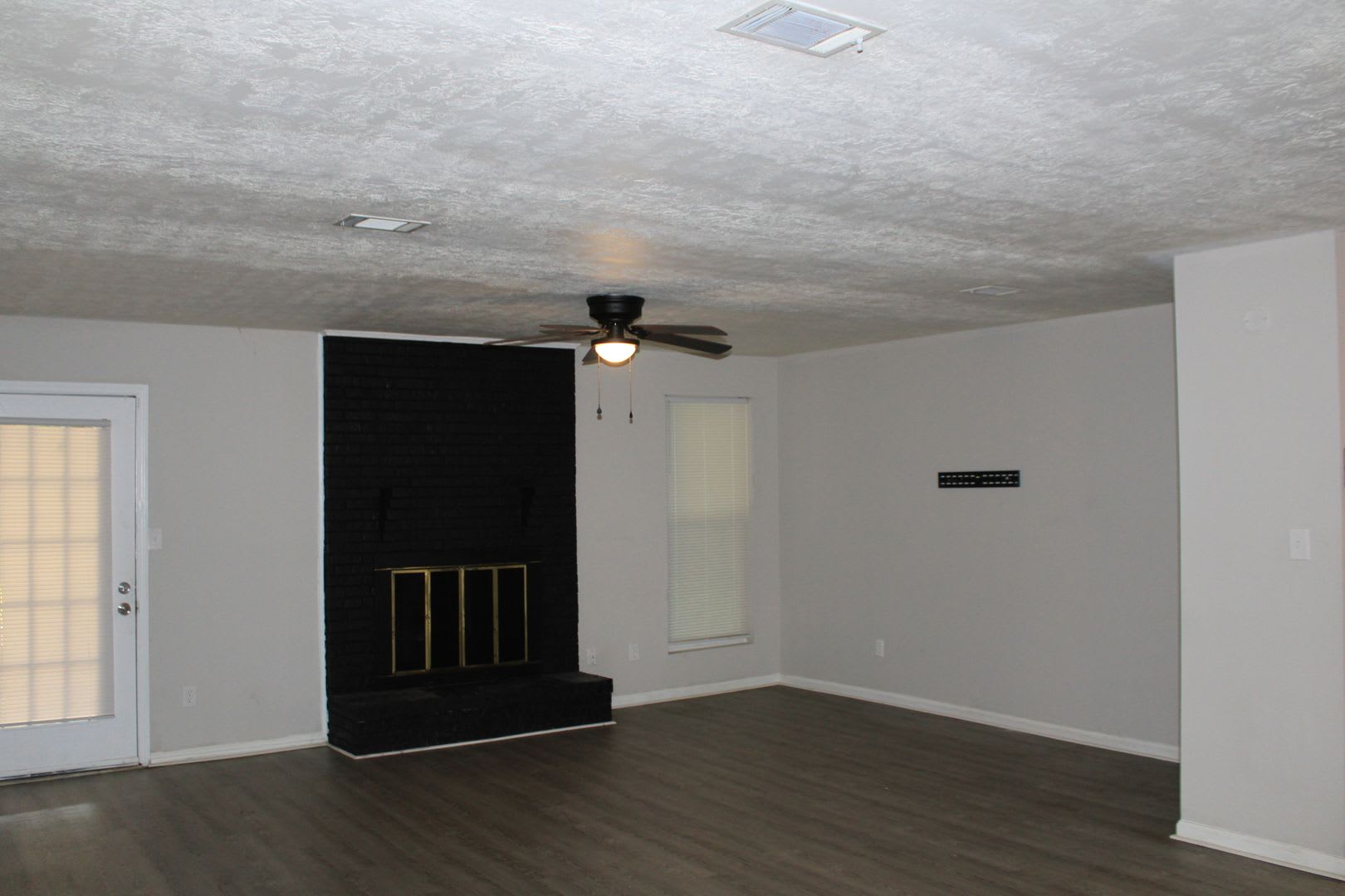 3 Bedroom 2 Bath South Augusta – photo 2