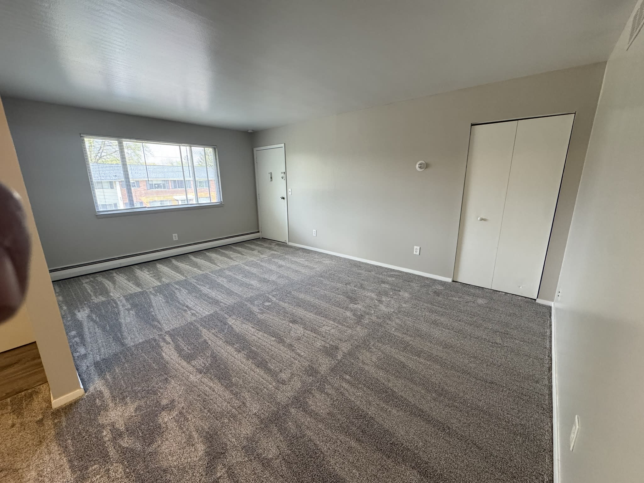 421 Parkdale Avenue – photo 2