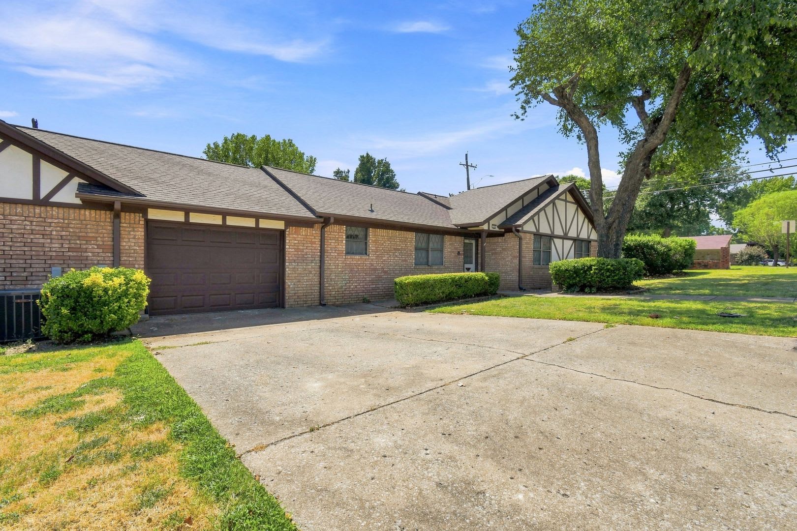 Fully Remodeled 3 Bedroom Home In Broken Arrow – photo 2