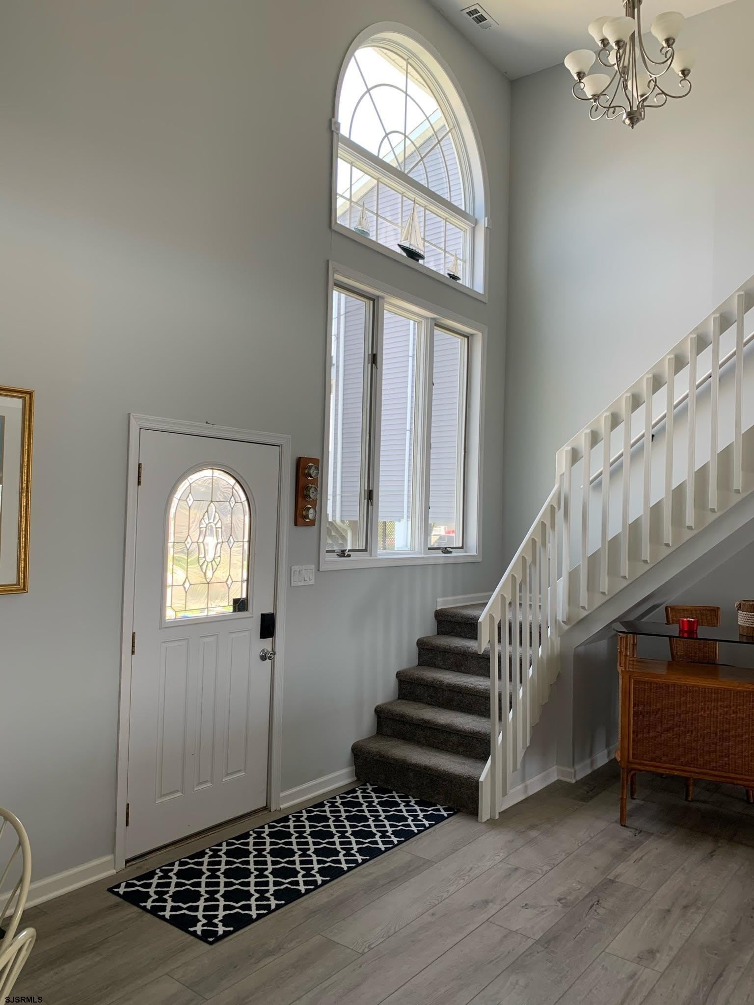 540 W Shore Dr – photo 2