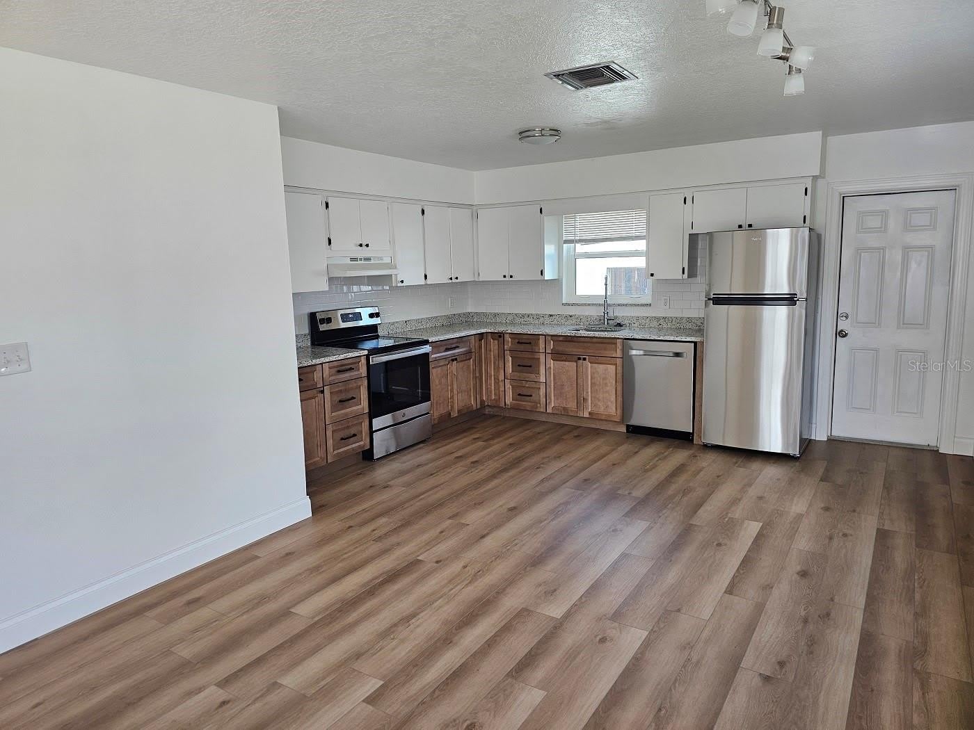175 174TH TERRACE Drive E – photo 4