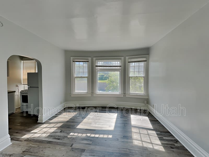 1277 E 100 S – photo 2