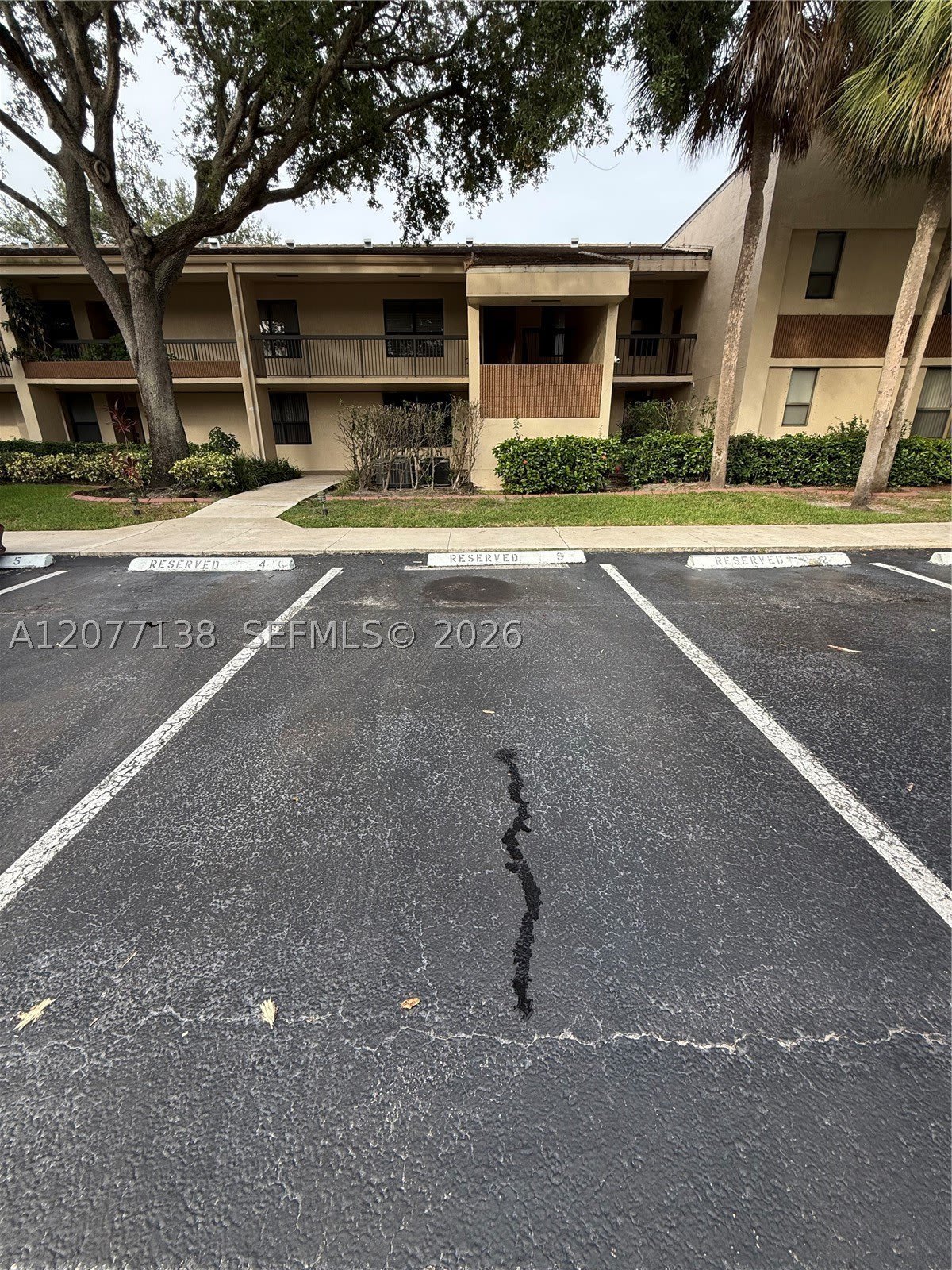 40 Nw 76Th Ave – photo 2