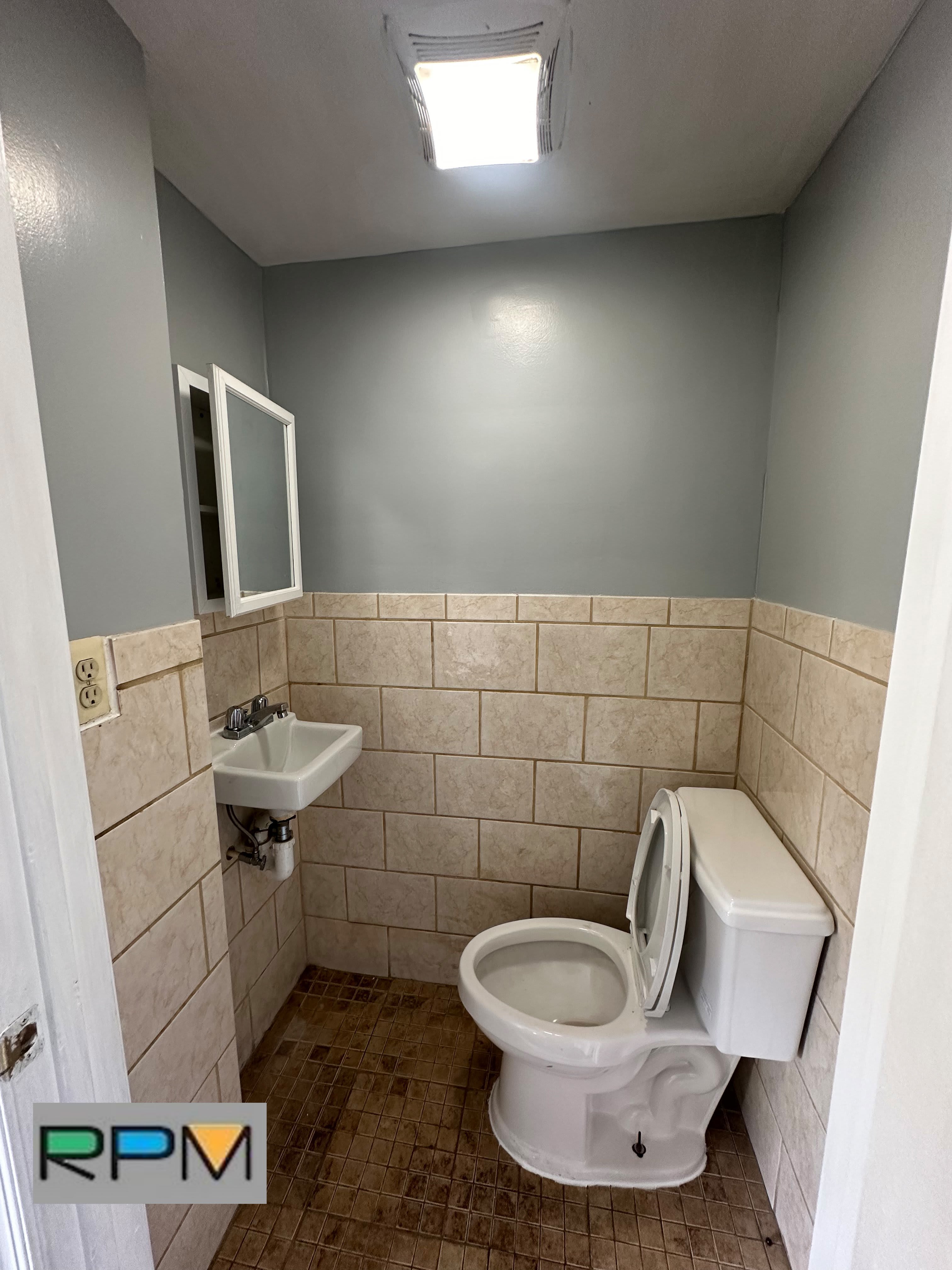 1300 Kenhill Ave – photo 3
