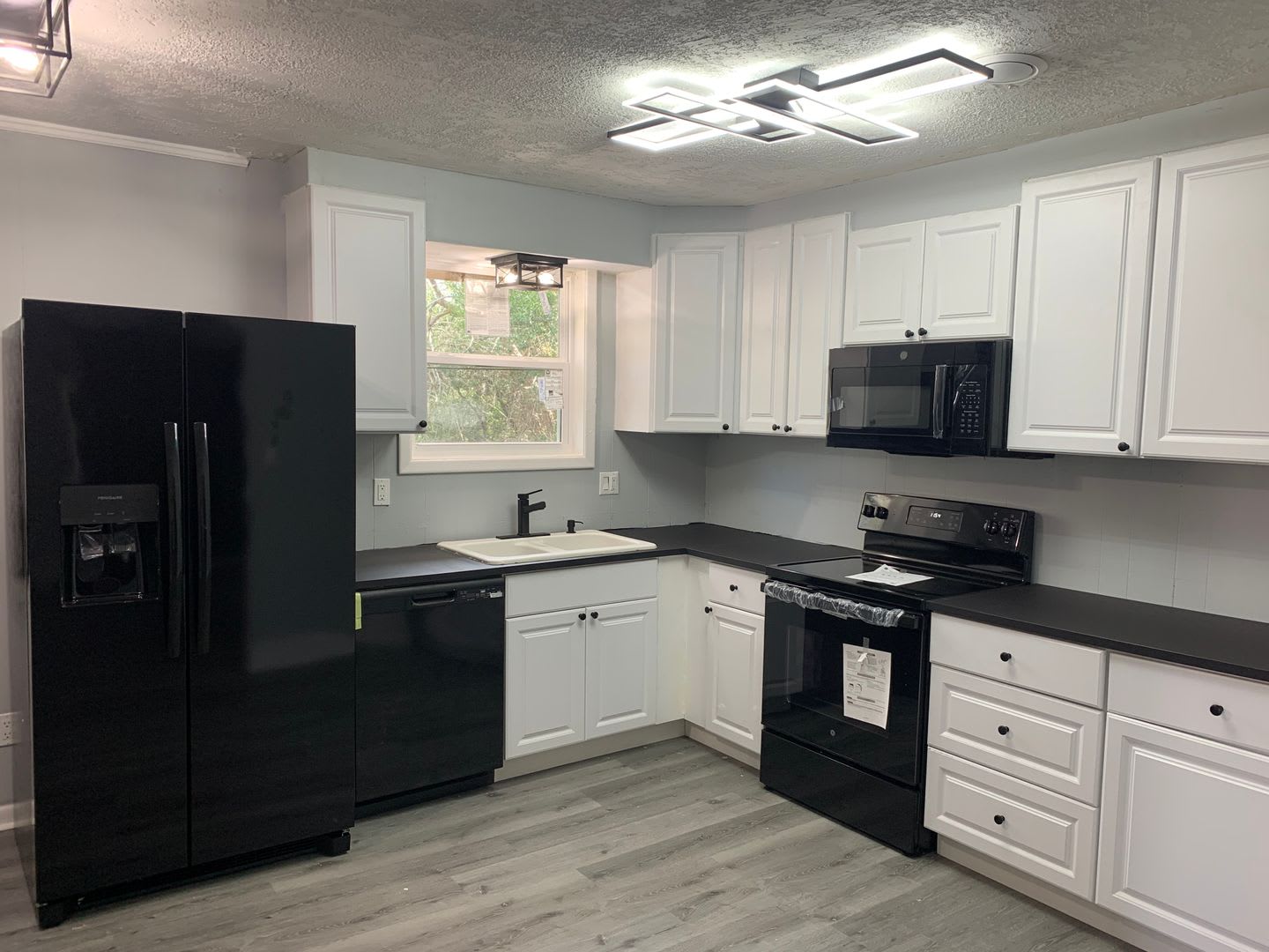 138 Hickory dr 4B/1.5Bath Martinez w large fenced in yard. – photo 5